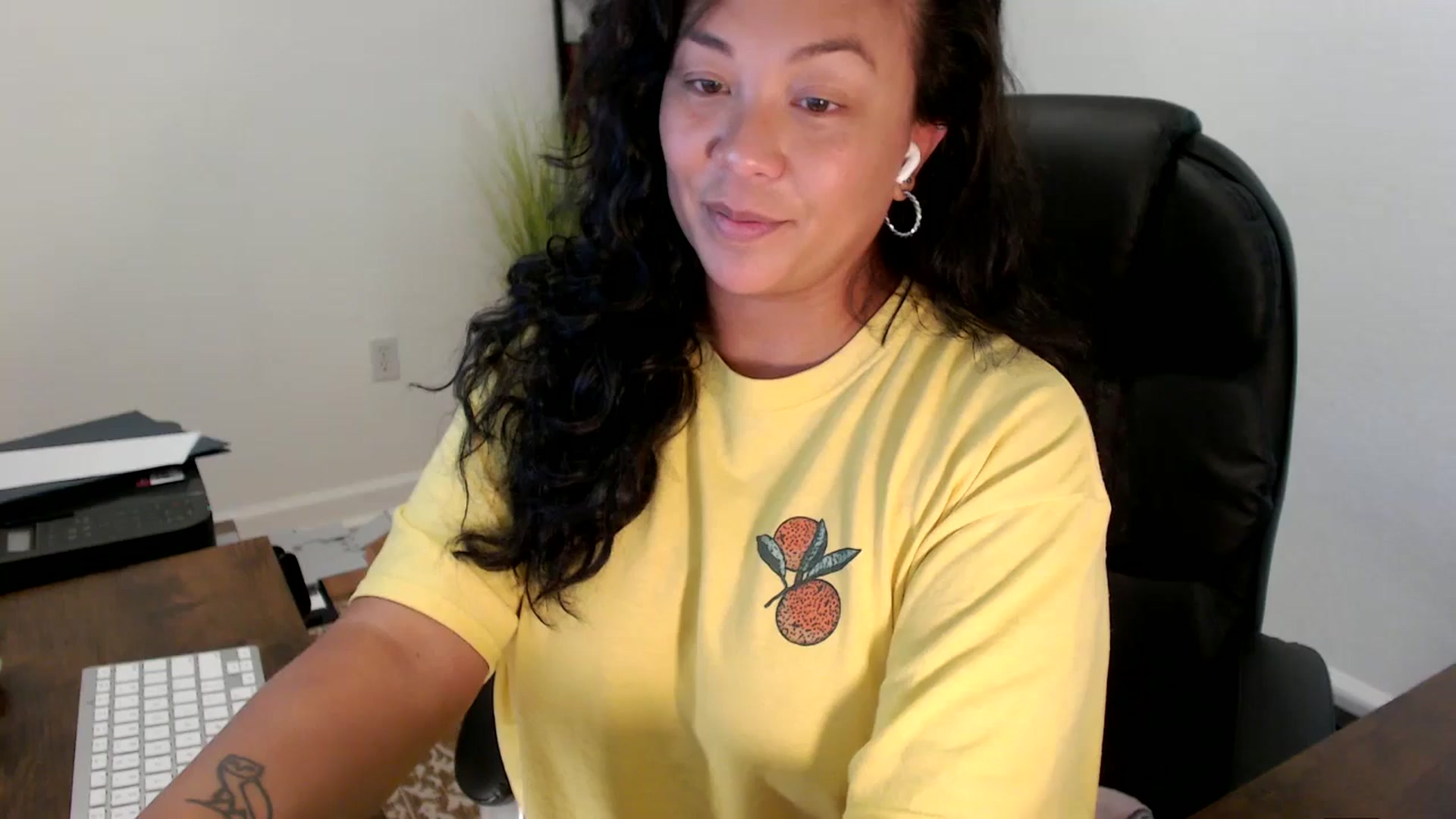 Gallery image thumbnail from MickaylaStar's myfreecams stream on, 09/08/2025, 18:12 image 19 of 20