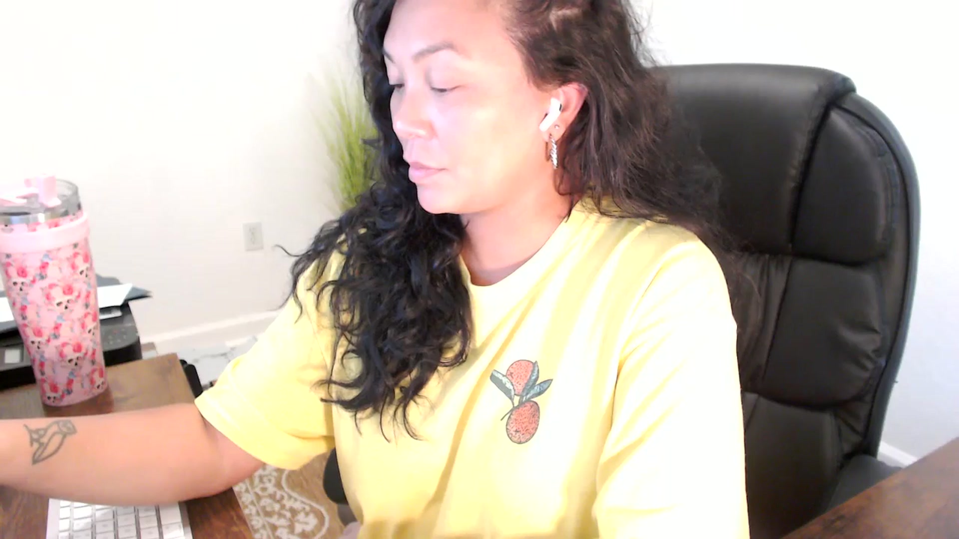 Gallery image thumbnail from MickaylaStar's myfreecams stream on, 09/08/2025, 18:29 image 20 of 20