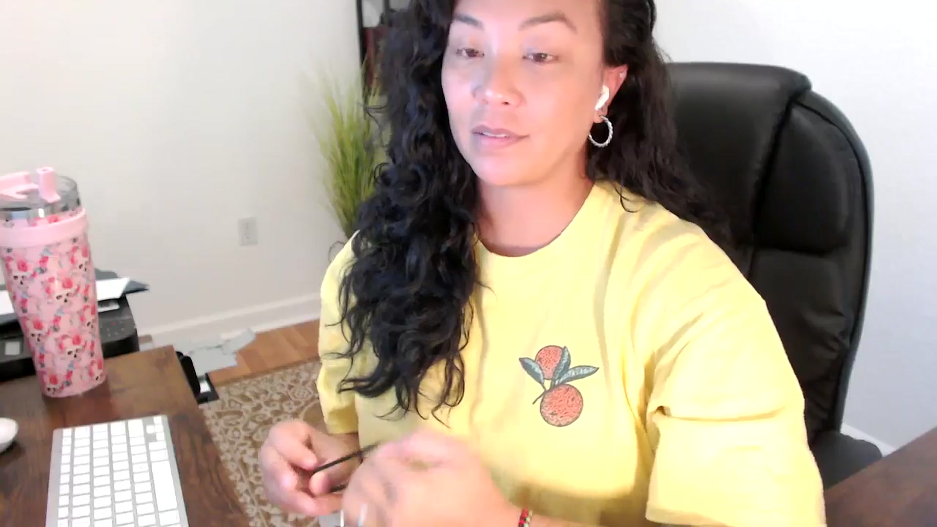 Gallery image thumbnail from MickaylaStar's myfreecams stream on, 09/08/2025, 19:05 image 3 of 20
