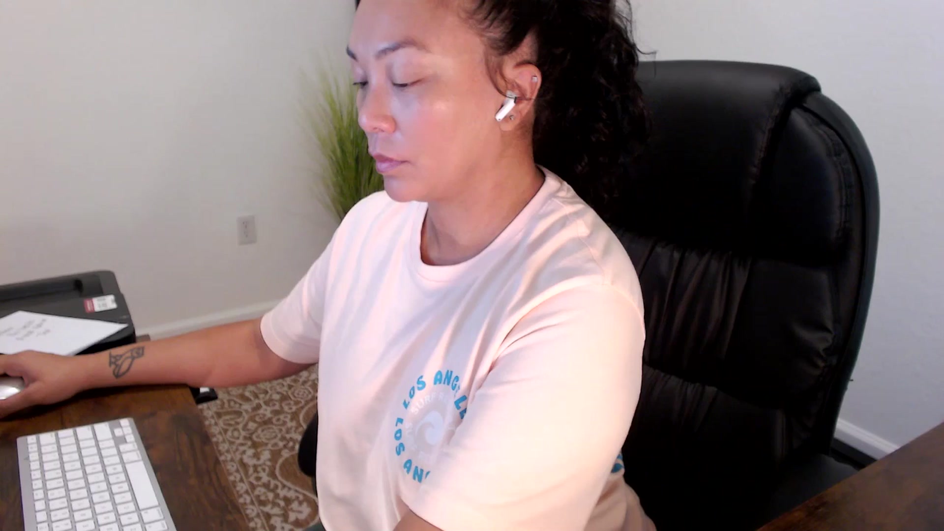Gallery image thumbnail from MickaylaStar's myfreecams stream on, 09/09/2025, 15:08 image 2 of 20
