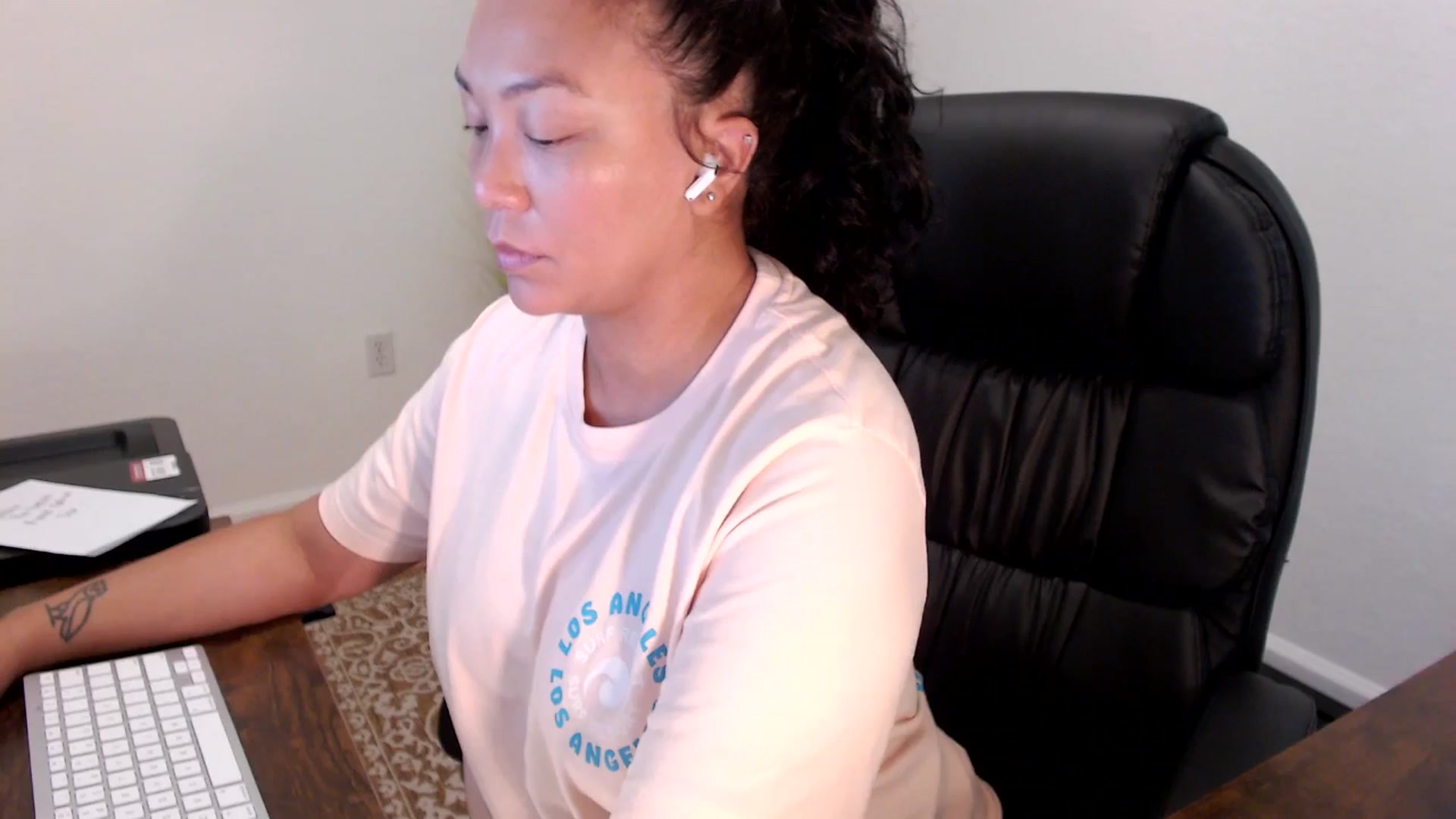 Gallery image thumbnail from MickaylaStar's myfreecams stream on, 09/09/2025, 15:08 image 12 of 20