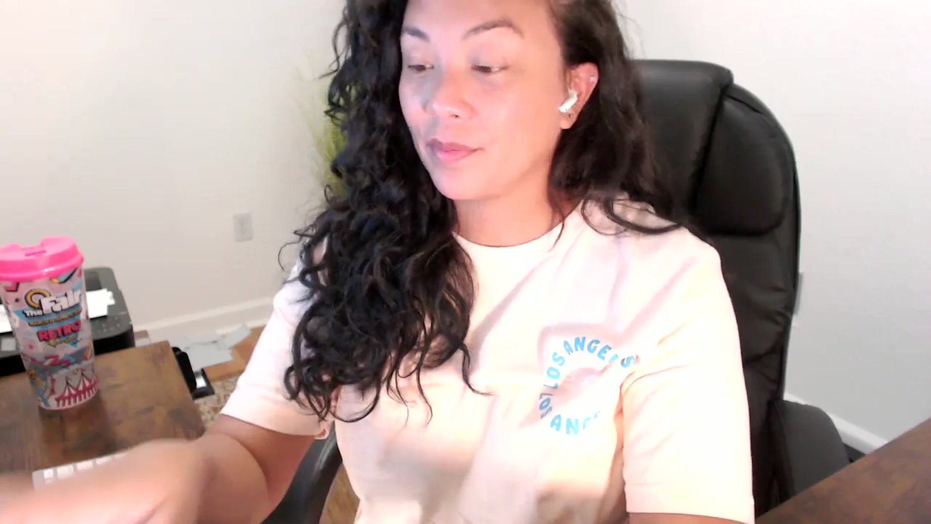 Gallery image thumbnail from MickaylaStar's myfreecams stream on, 09/09/2025, 17:22 image 17 of 20