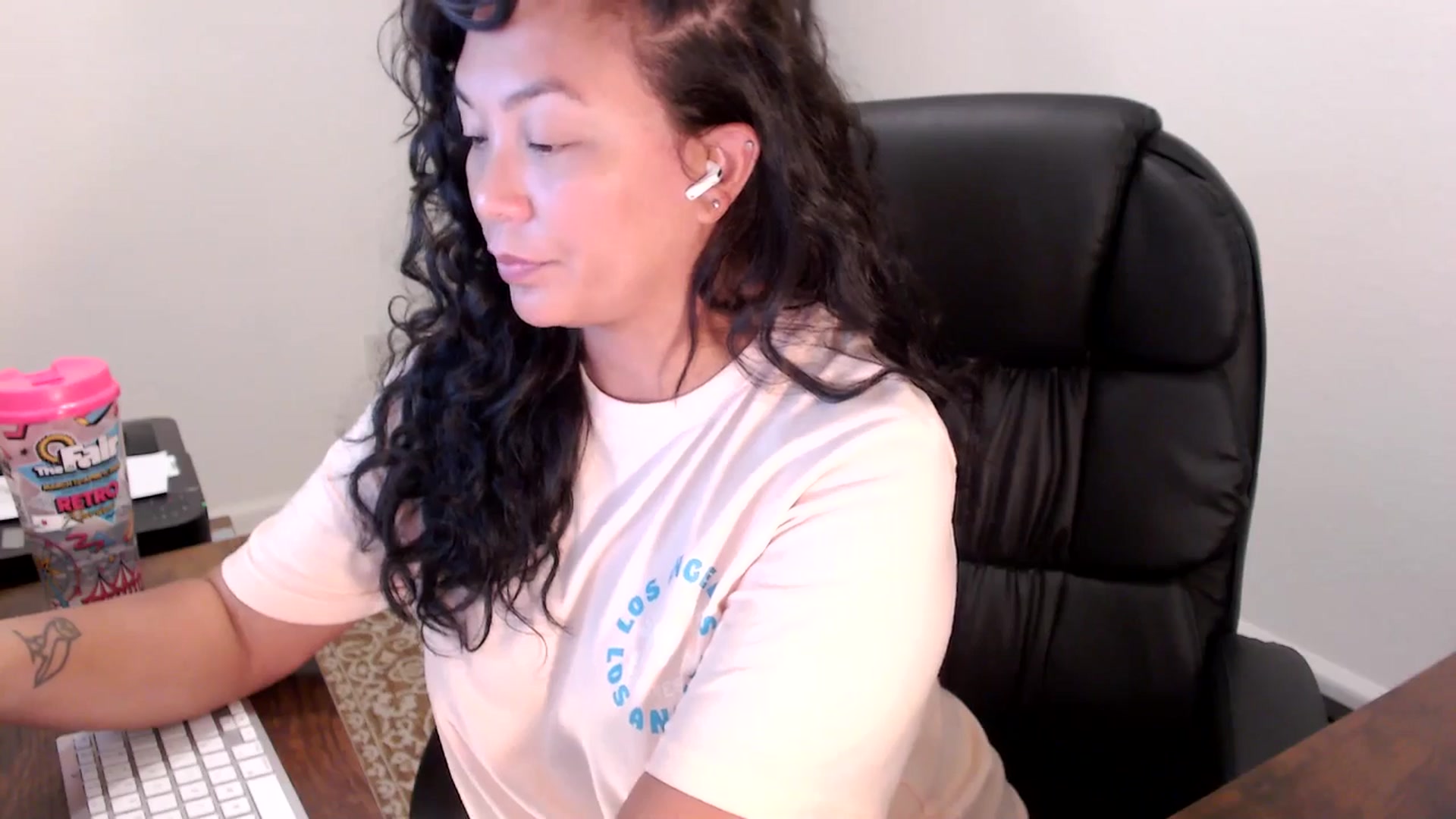 Gallery image thumbnail from MickaylaStar's myfreecams stream on, 09/09/2025, 17:22 image 7 of 20