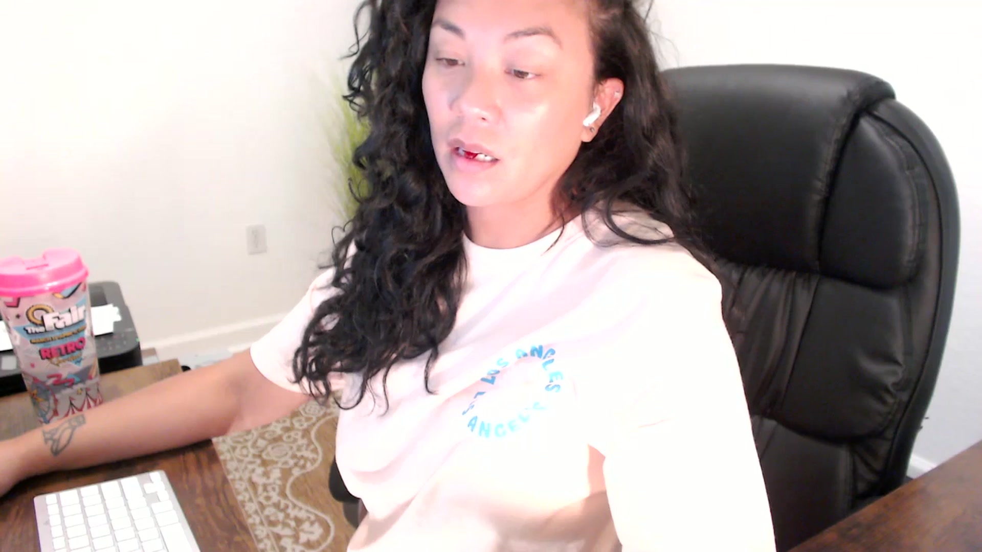 Gallery image thumbnail from MickaylaStar's myfreecams stream on, 09/09/2025, 17:22 image 19 of 20