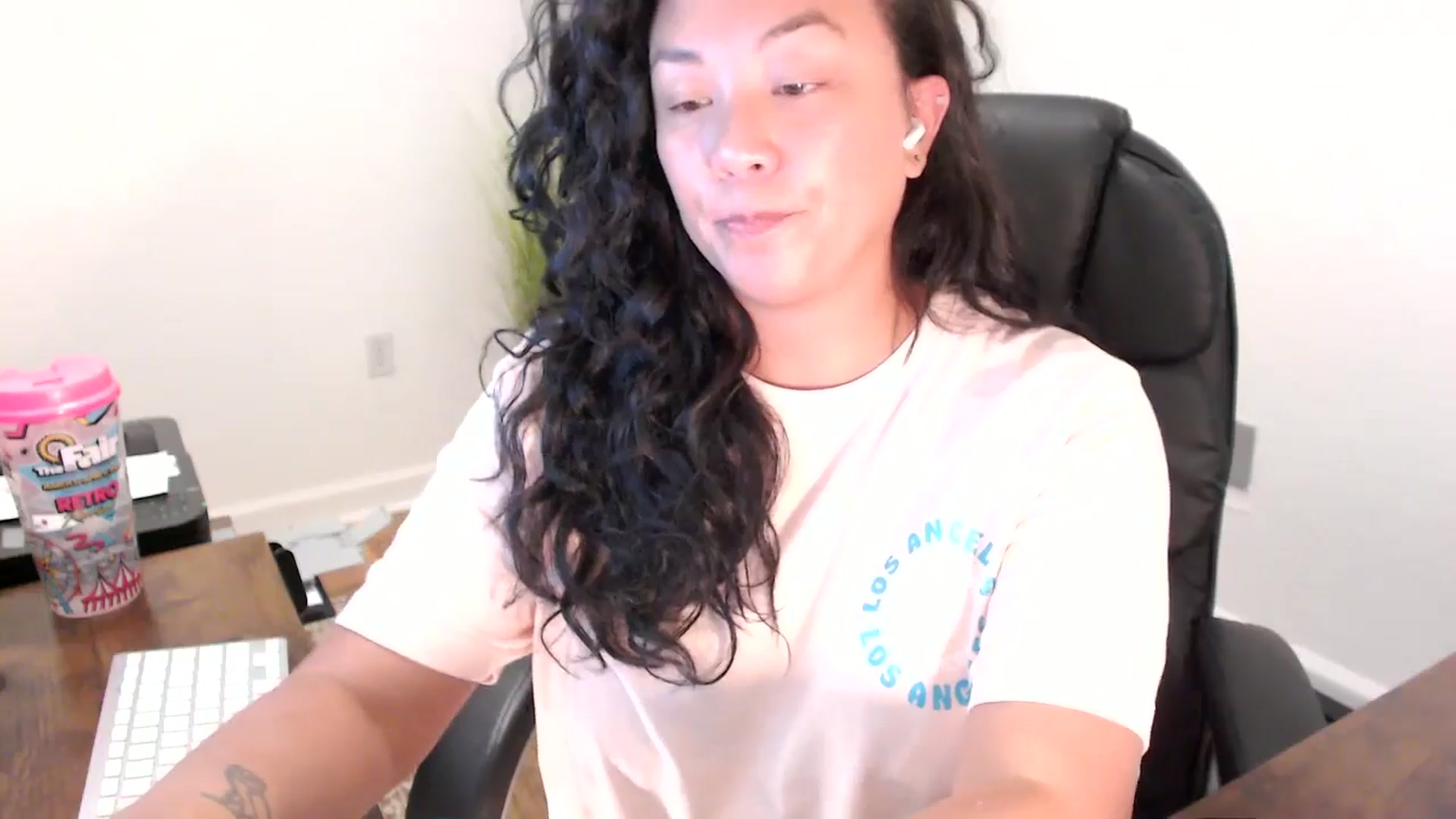 Gallery image thumbnail from MickaylaStar's myfreecams stream on, 09/09/2025, 17:22 image 6 of 20