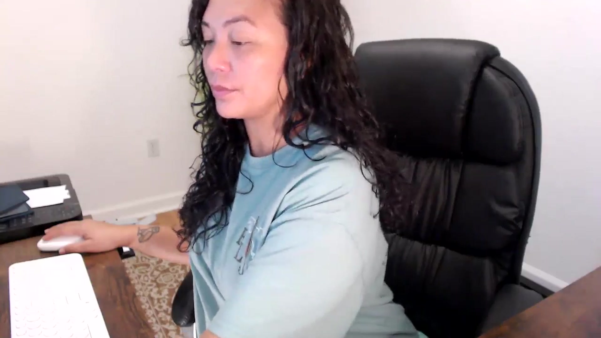 Gallery image thumbnail from MickaylaStar's myfreecams stream on, 09/10/2025, 15:35 image 11 of 20
