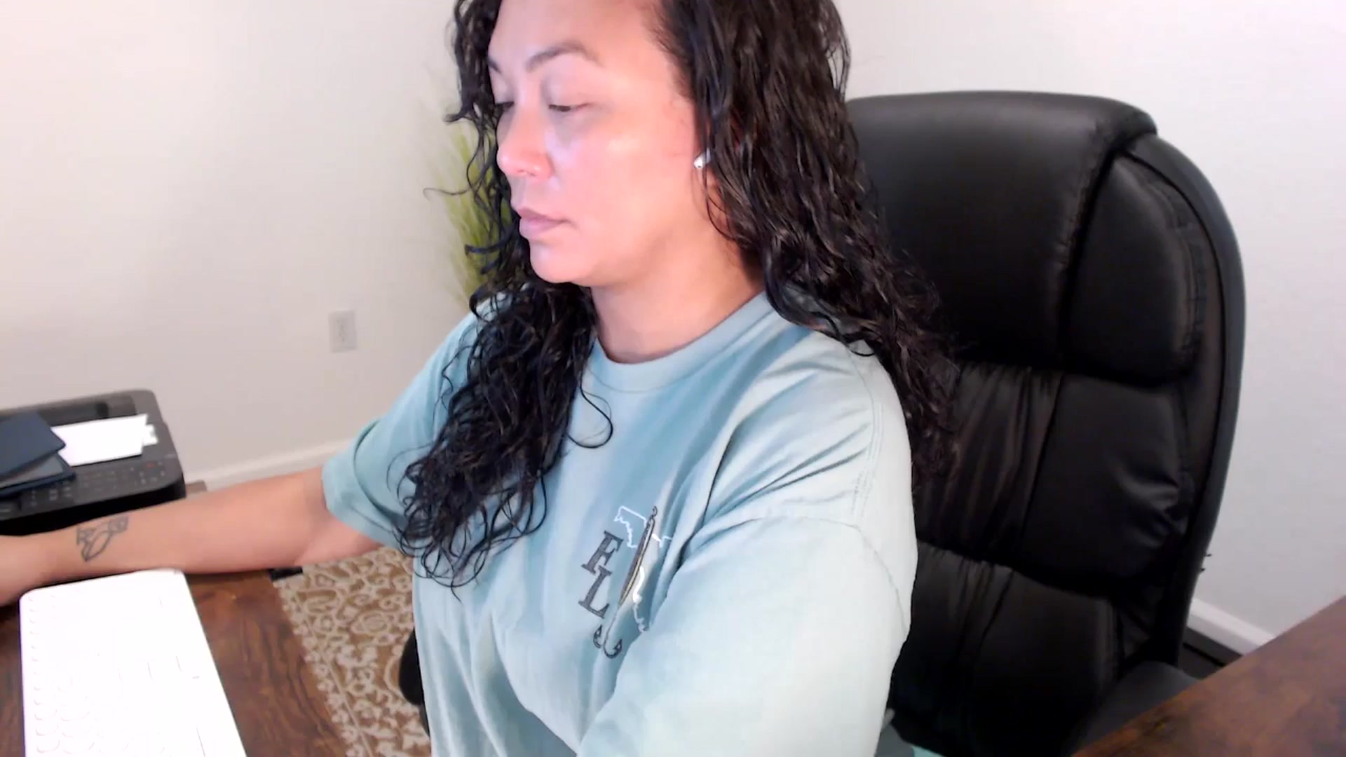 Gallery image thumbnail from MickaylaStar's myfreecams stream on, 09/10/2025, 15:35 image 2 of 20