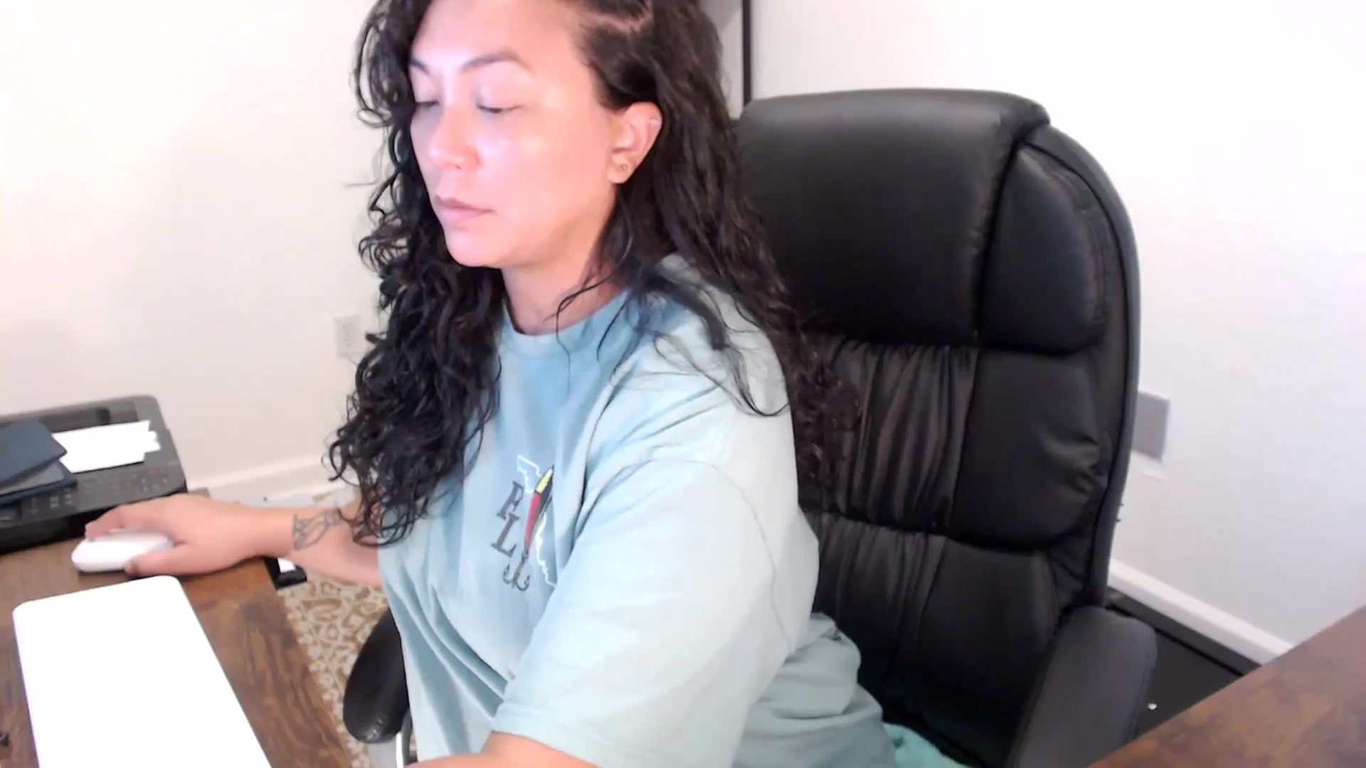 Gallery image thumbnail from MickaylaStar's myfreecams stream on, 09/10/2025, 16:18 image 12 of 20
