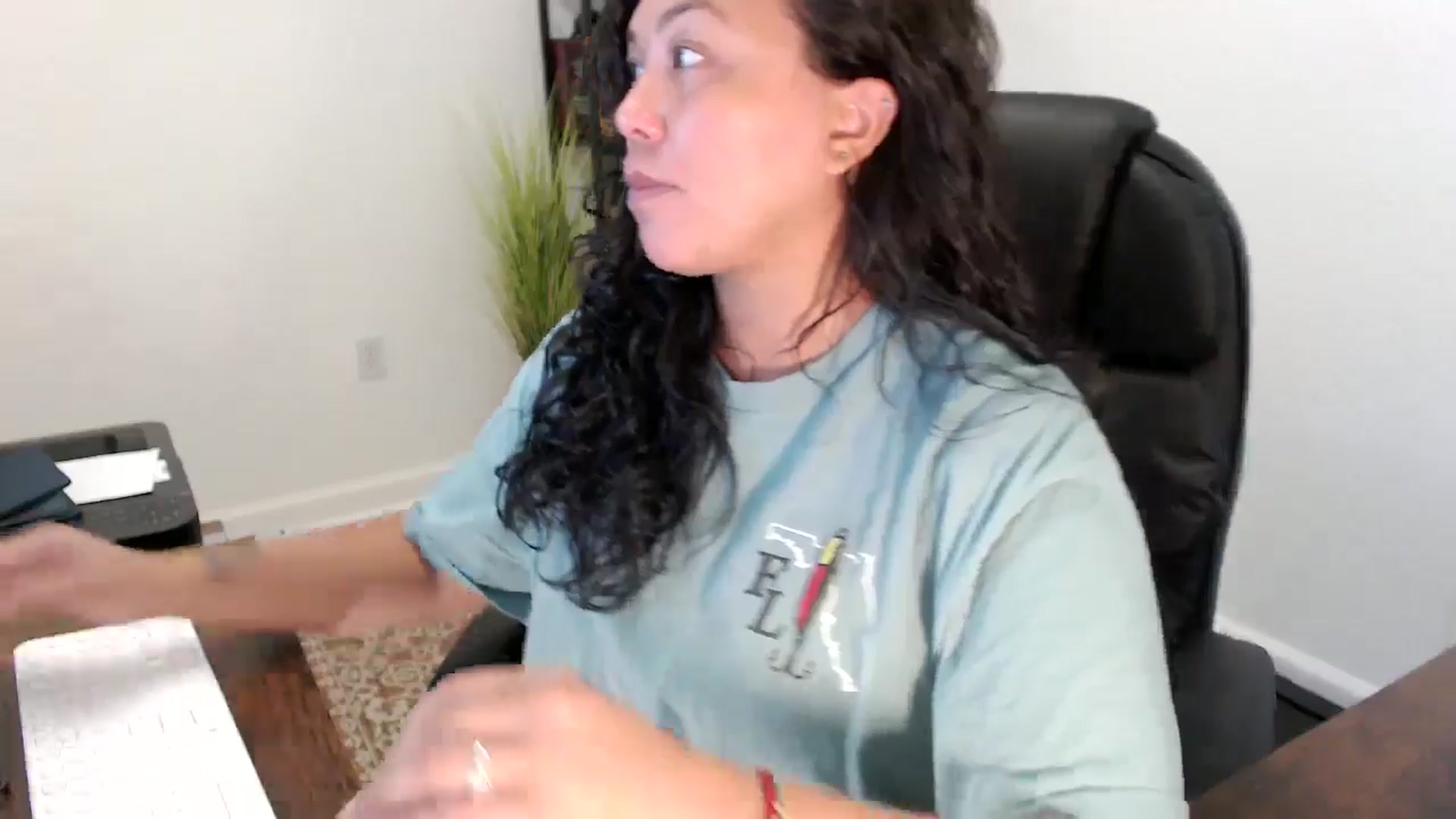 Gallery image thumbnail from MickaylaStar's myfreecams stream on, 09/10/2025, 16:18 image 19 of 20