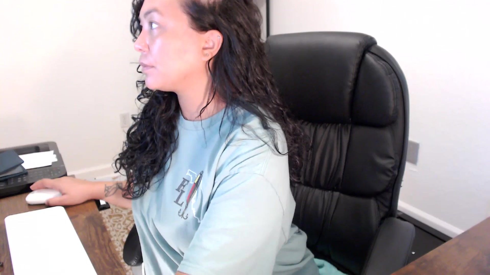 Gallery image thumbnail from MickaylaStar's myfreecams stream on, 09/10/2025, 16:18 image 11 of 20