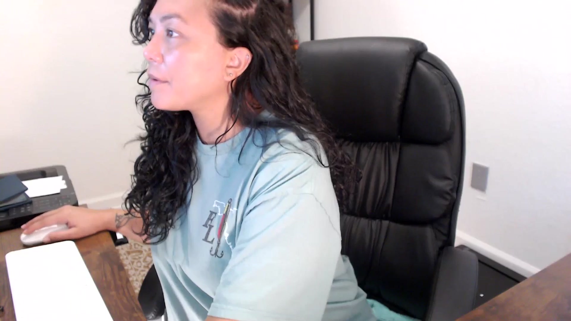 Gallery image thumbnail from MickaylaStar's myfreecams stream on, 09/10/2025, 16:18 image 7 of 20