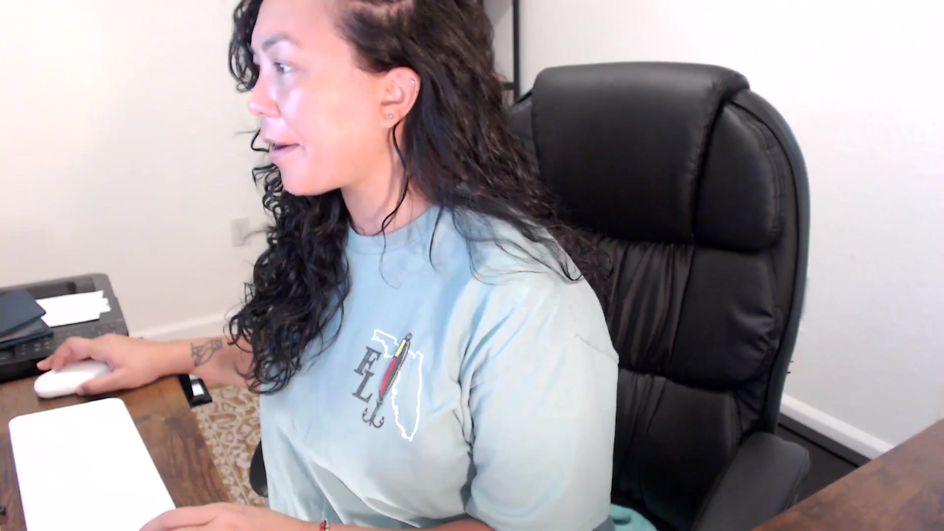 Gallery image thumbnail from MickaylaStar's myfreecams stream on, 09/10/2025, 16:18 image 5 of 20