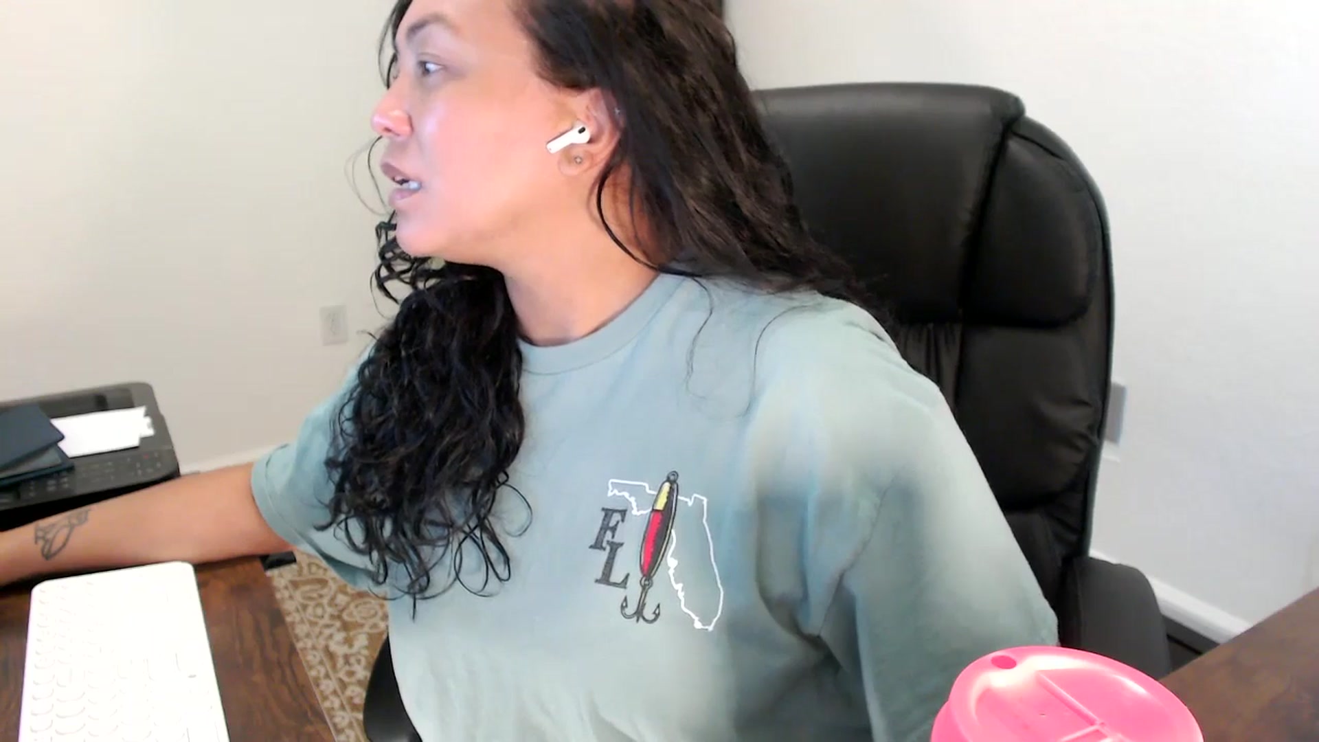Gallery image thumbnail from MickaylaStar's myfreecams stream on, 09/10/2025, 17:18 image 13 of 20