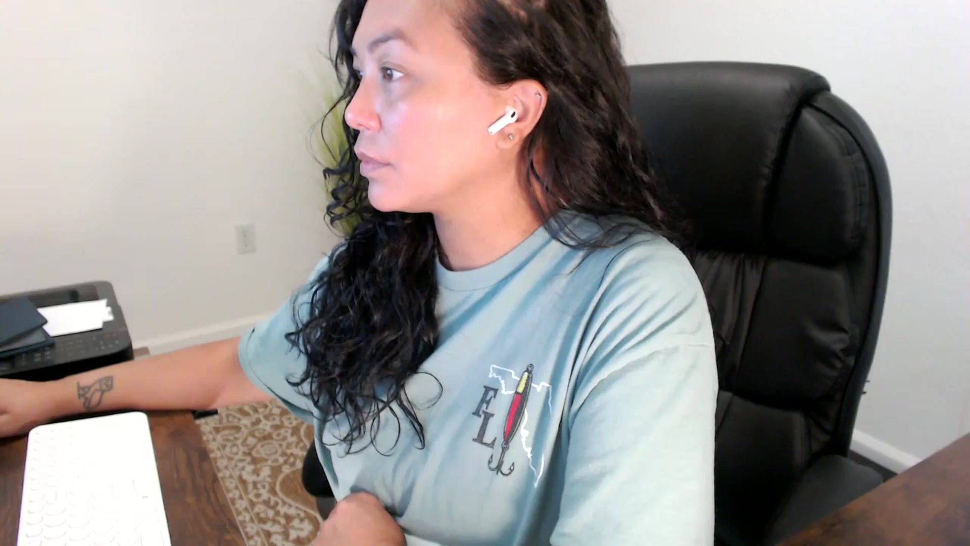 Gallery image thumbnail from MickaylaStar's myfreecams stream on, 09/10/2025, 17:18 image 4 of 20
