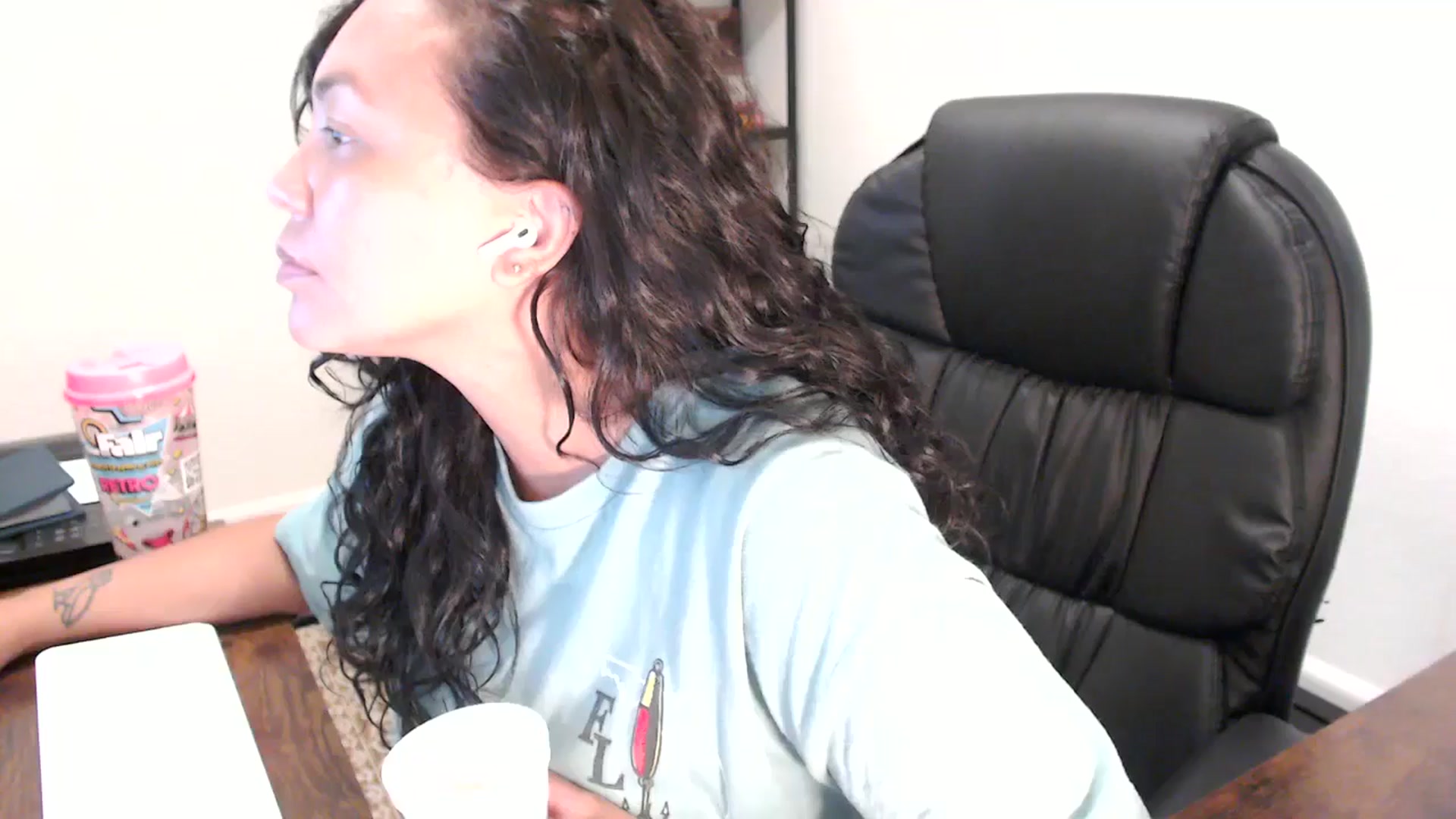 Gallery image thumbnail from MickaylaStar's myfreecams stream on, 09/10/2025, 17:58 image 19 of 20