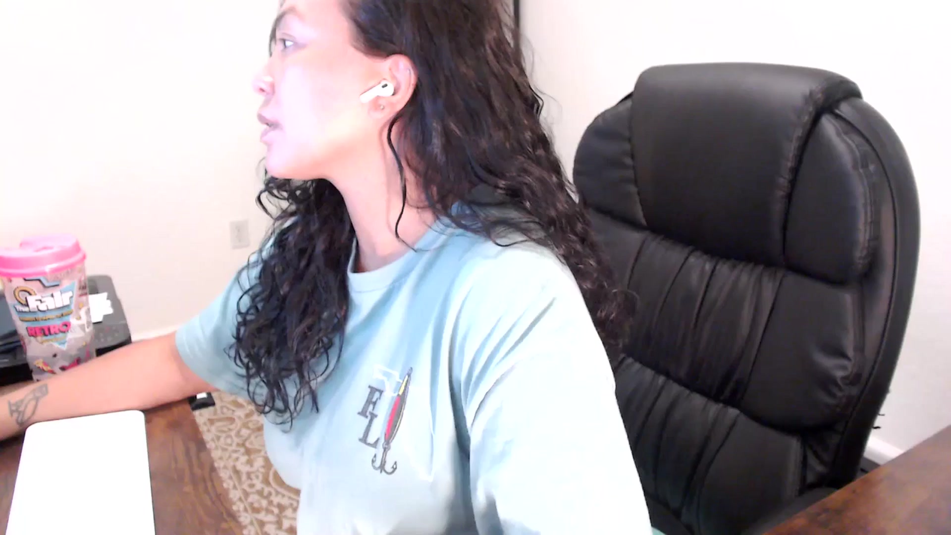Gallery image thumbnail from MickaylaStar's myfreecams stream on, 09/10/2025, 17:58 image 9 of 20