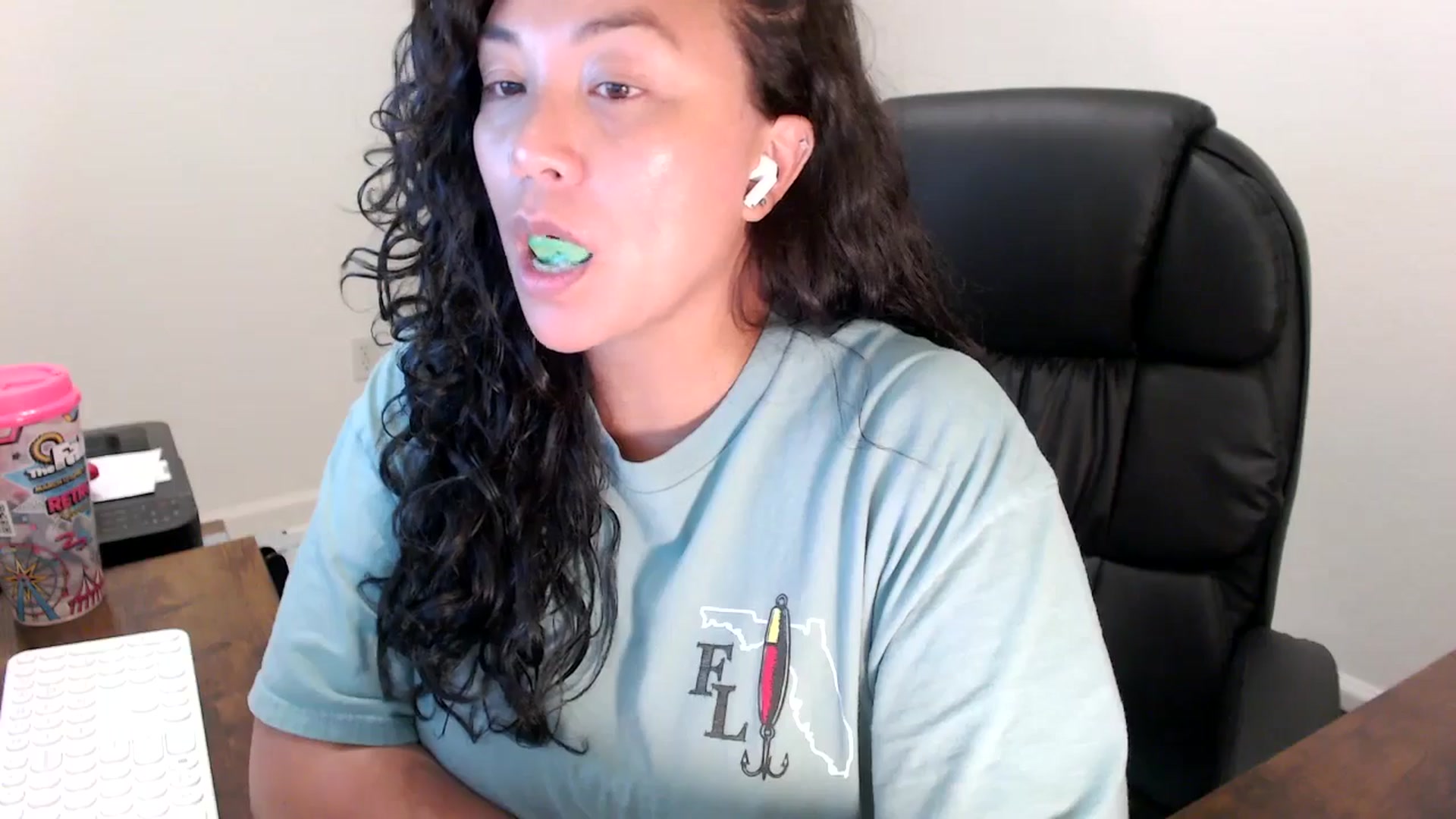 Gallery image thumbnail from MickaylaStar's myfreecams stream on, 09/10/2025, 19:25 image 20 of 20