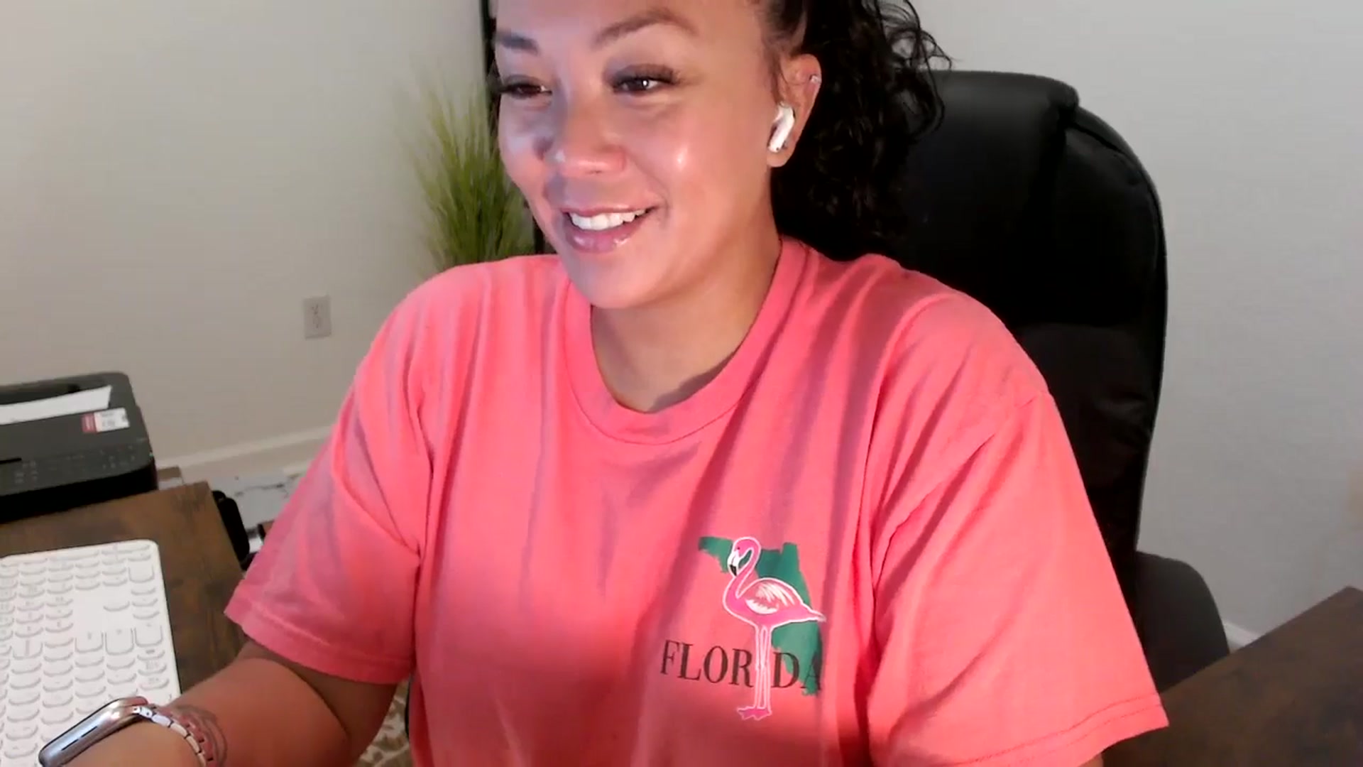 Gallery image thumbnail from MickaylaStar's myfreecams stream on, 09/11/2025, 14:10 image 12 of 20