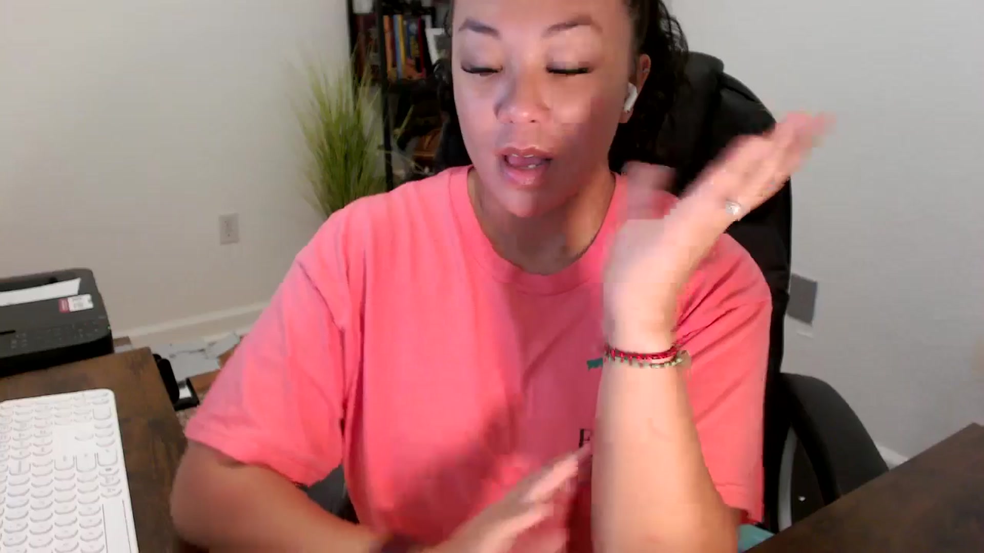 Gallery image thumbnail from MickaylaStar's myfreecams stream on, 09/11/2025, 14:10 image 4 of 20