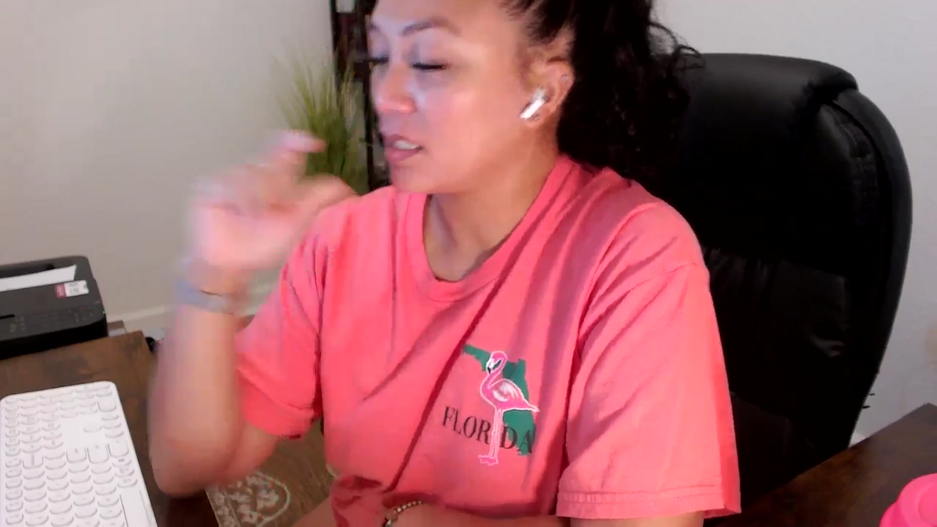 Gallery image thumbnail from MickaylaStar's myfreecams stream on, 09/11/2025, 14:30 image 15 of 20