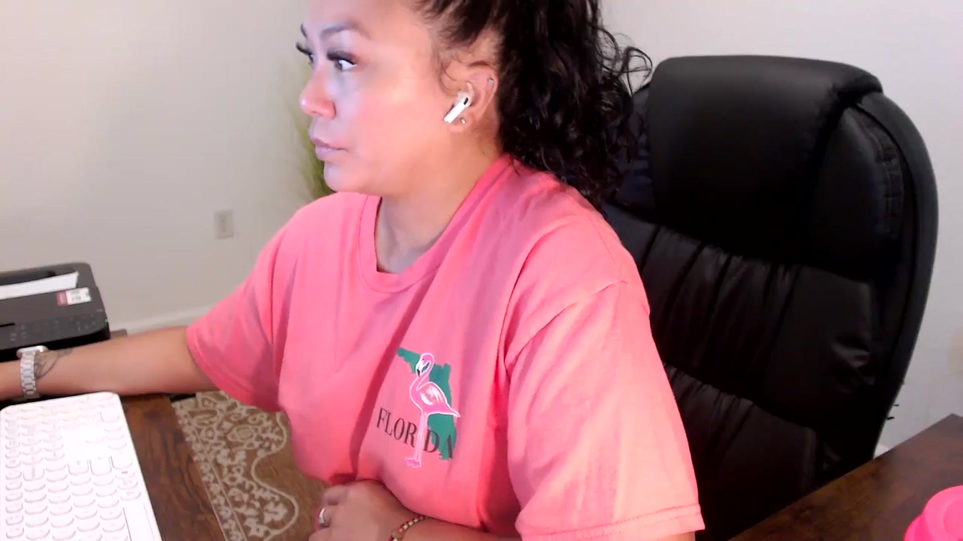 Gallery image thumbnail from MickaylaStar's myfreecams stream on, 09/11/2025, 14:30 image 16 of 20