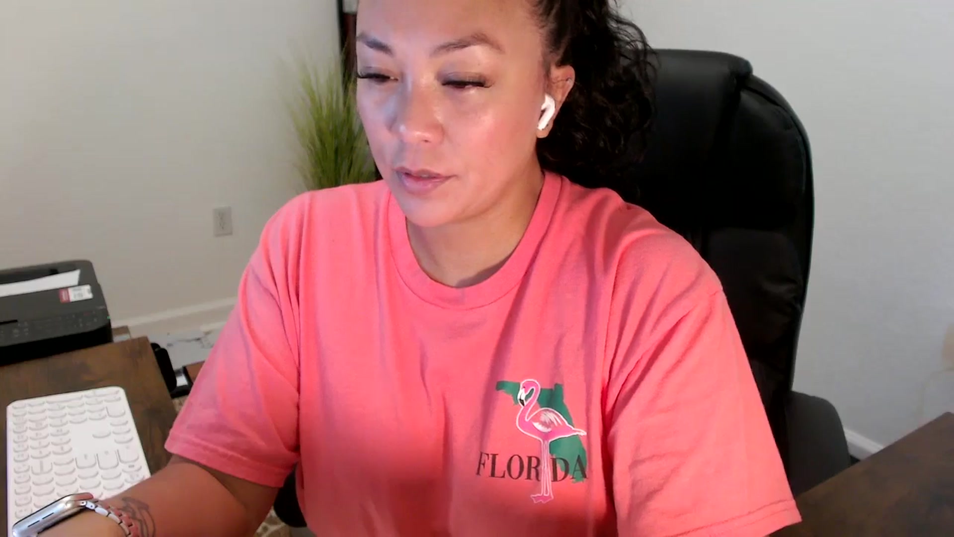 Gallery image thumbnail from MickaylaStar's myfreecams stream on, 09/11/2025, 17:06 image 14 of 20