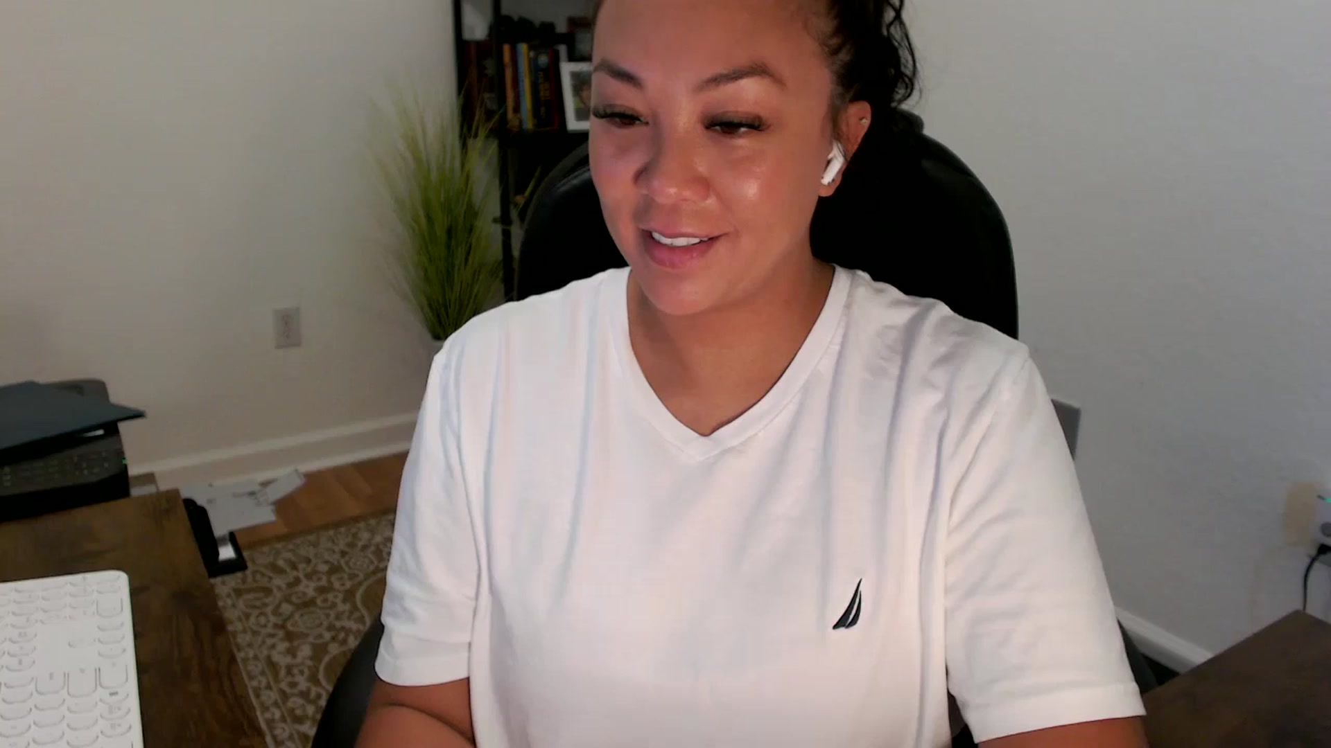 Gallery image thumbnail from MickaylaStar's myfreecams stream on, 09/12/2025, 15:16 image 19 of 20