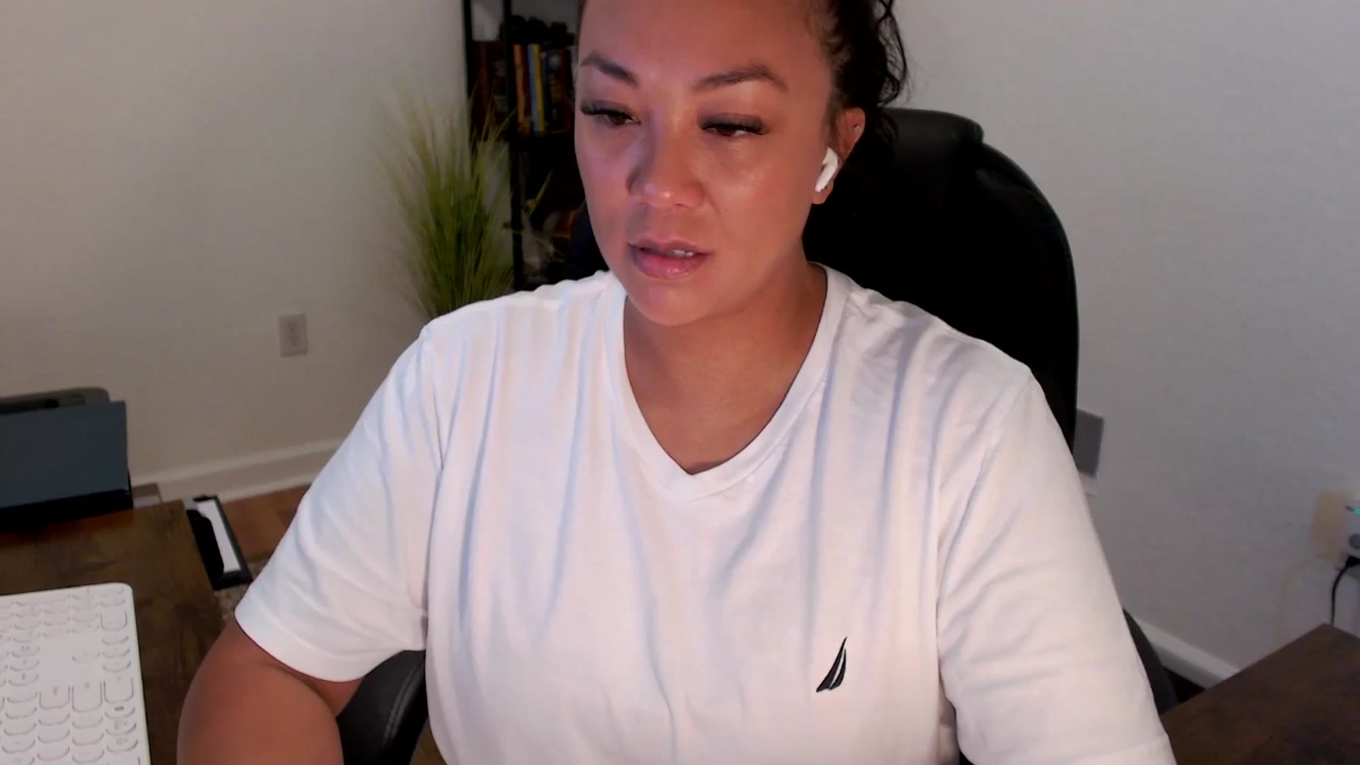 Gallery image thumbnail from MickaylaStar's myfreecams stream on, 09/12/2025, 15:16 image 2 of 20