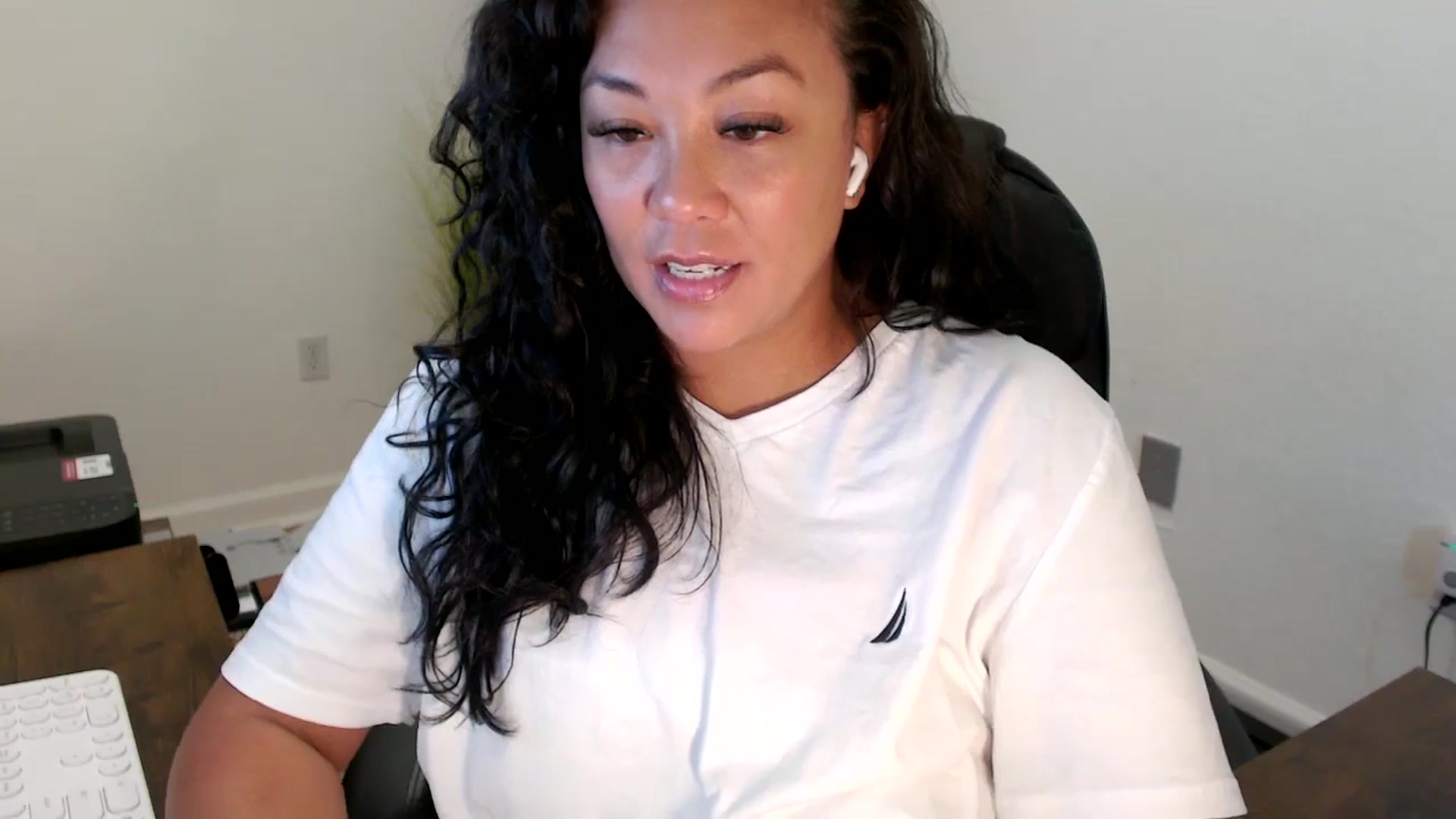 Gallery image thumbnail from MickaylaStar's myfreecams stream on, 09/12/2025, 15:54 image 16 of 20
