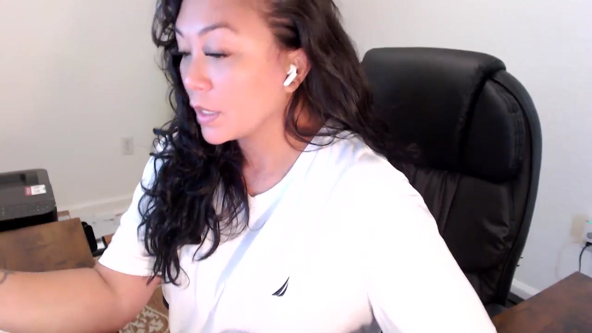 Gallery image thumbnail from MickaylaStar's myfreecams stream on, 09/12/2025, 16:20 image 3 of 20