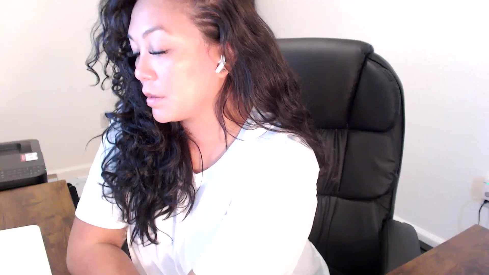 Gallery image thumbnail from MickaylaStar's myfreecams stream on, 09/12/2025, 16:20 image 11 of 20