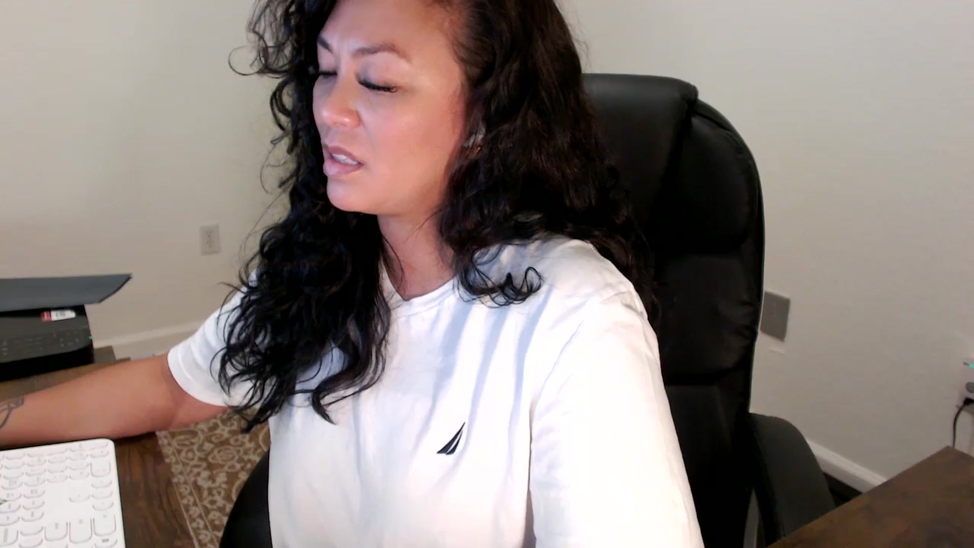 Gallery image thumbnail from MickaylaStar's myfreecams stream on, 09/12/2025, 19:25 image 17 of 20