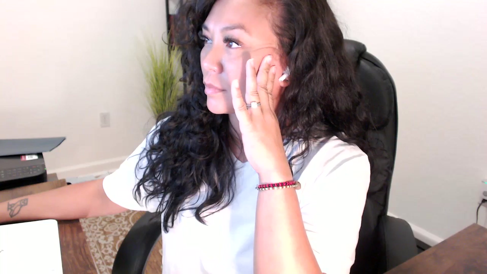 Gallery image thumbnail from MickaylaStar's myfreecams stream on, 09/12/2025, 19:25 image 19 of 20