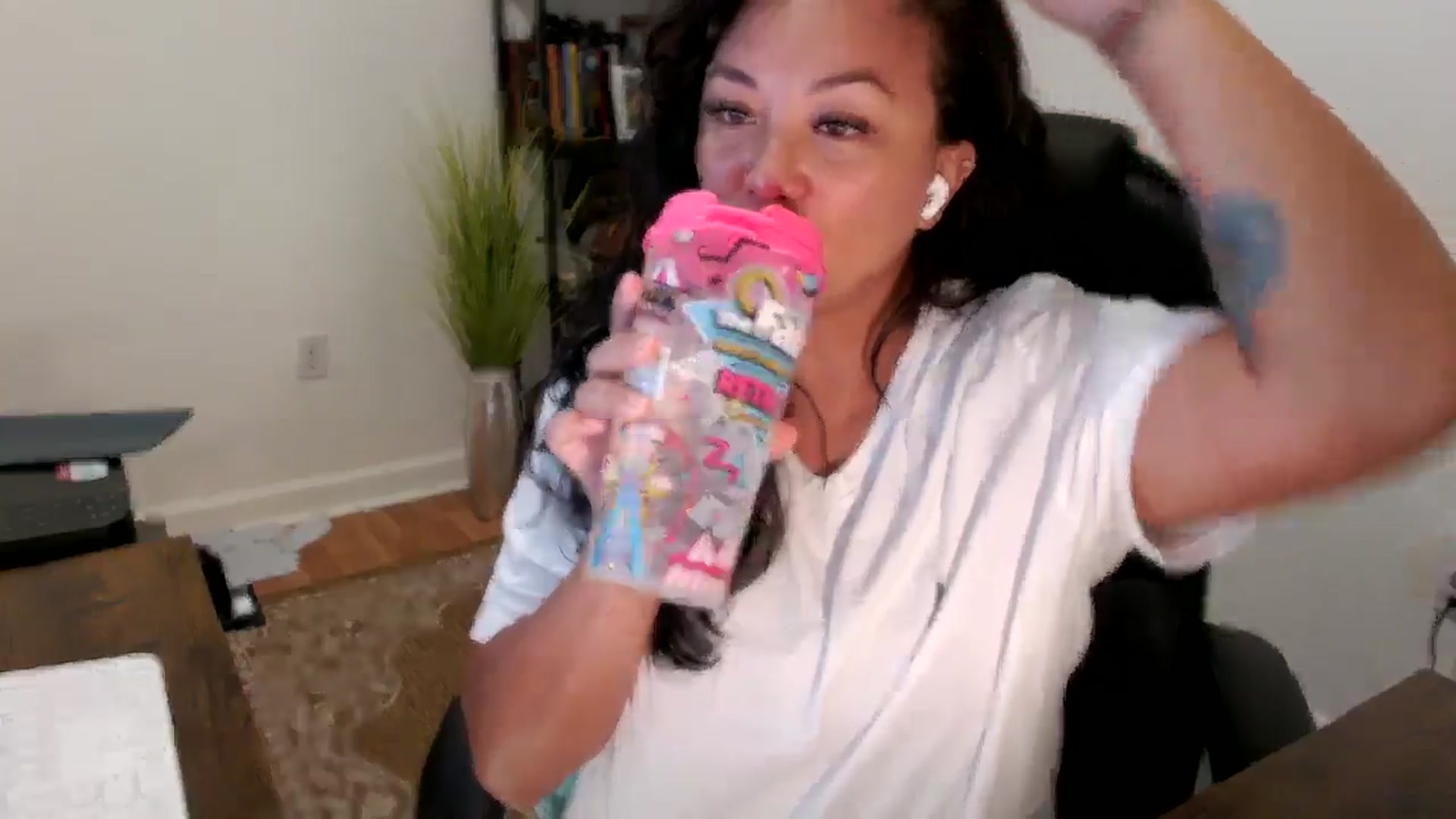 Gallery image thumbnail from MickaylaStar's myfreecams stream on, 09/12/2025, 20:08 image 5 of 20