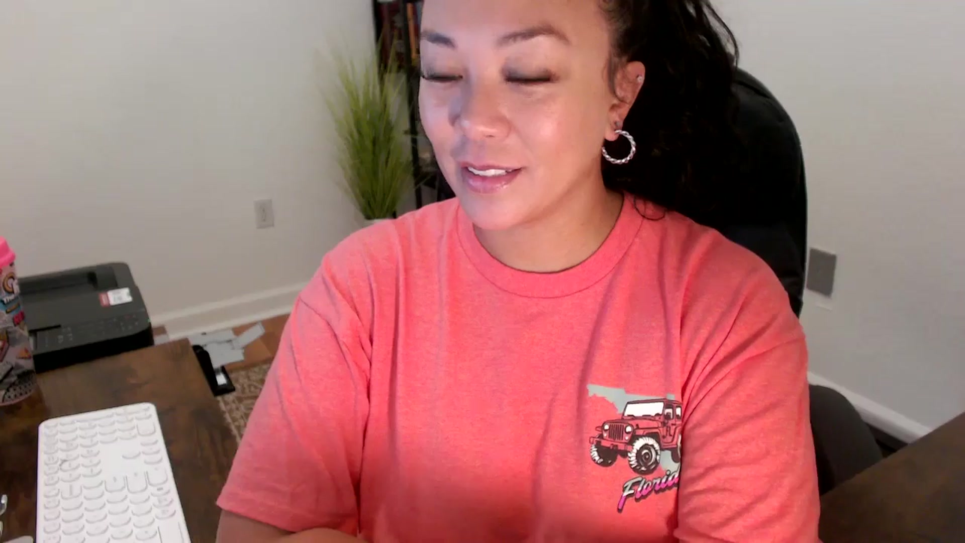 Gallery image thumbnail from MickaylaStar's myfreecams stream on, 09/15/2025, 15:50 image 5 of 20