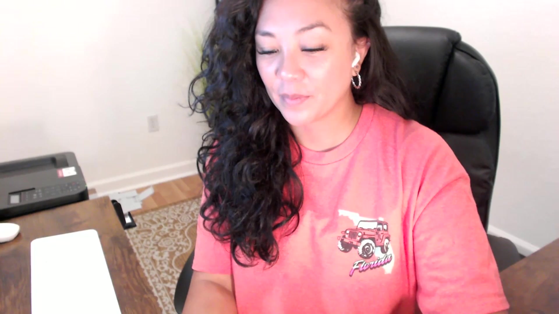 Gallery image thumbnail from MickaylaStar's myfreecams stream on, 09/15/2025, 16:54 image 13 of 20