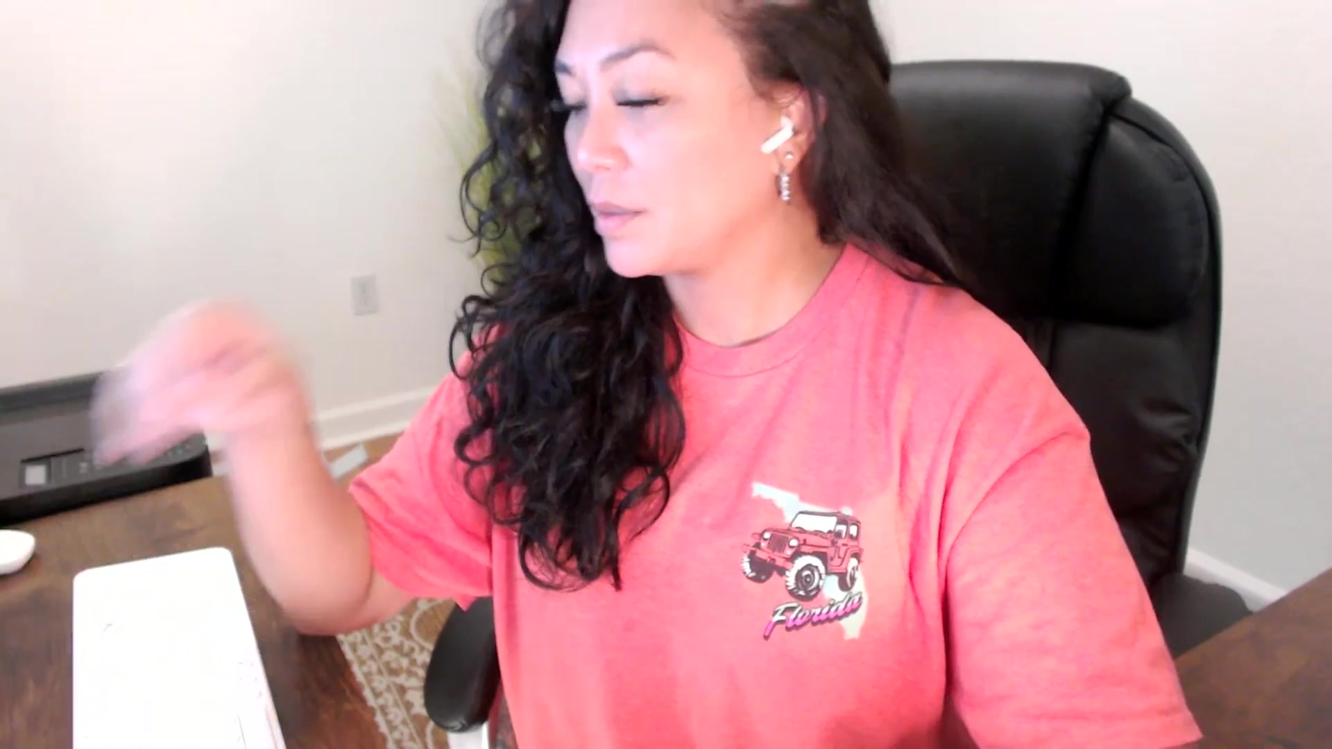 Gallery image thumbnail from MickaylaStar's myfreecams stream on, 09/15/2025, 16:54 image 16 of 20