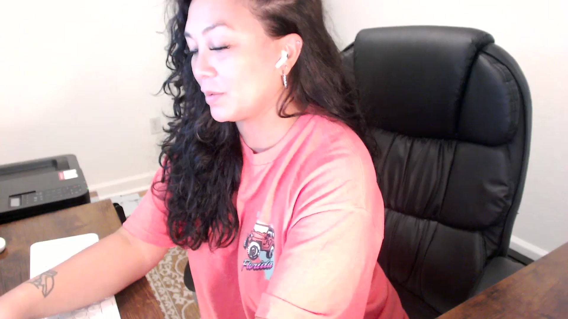 Gallery image thumbnail from MickaylaStar's myfreecams stream on, 09/15/2025, 17:46 image 20 of 20