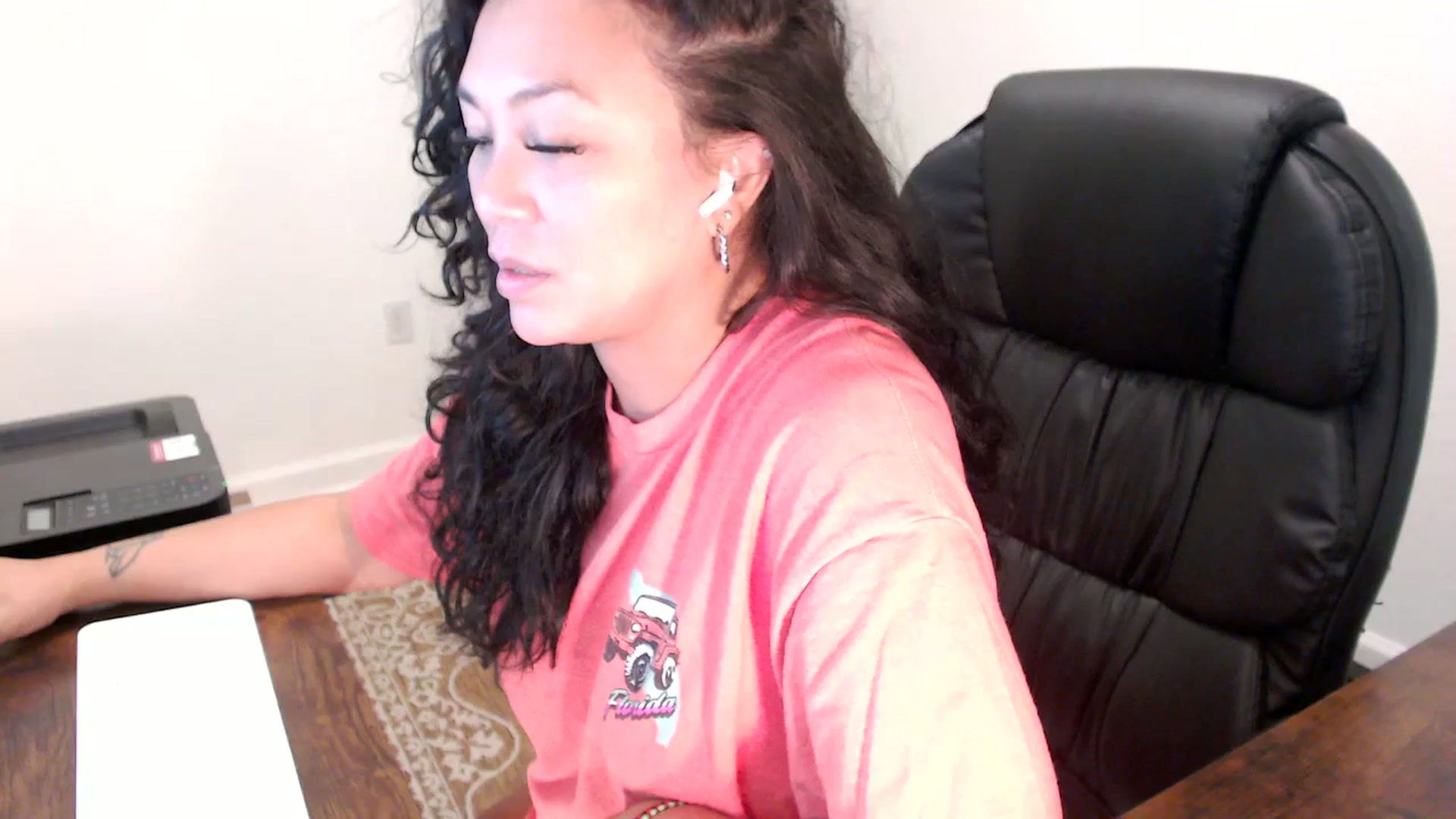 Gallery image thumbnail from MickaylaStar's myfreecams stream on, 09/15/2025, 17:46 image 18 of 20