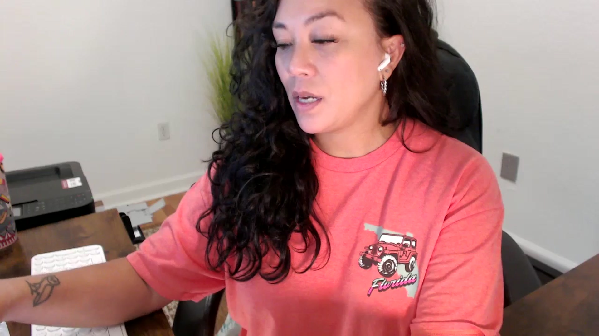 Gallery image thumbnail from MickaylaStar's myfreecams stream on, 09/15/2025, 19:06 image 6 of 20