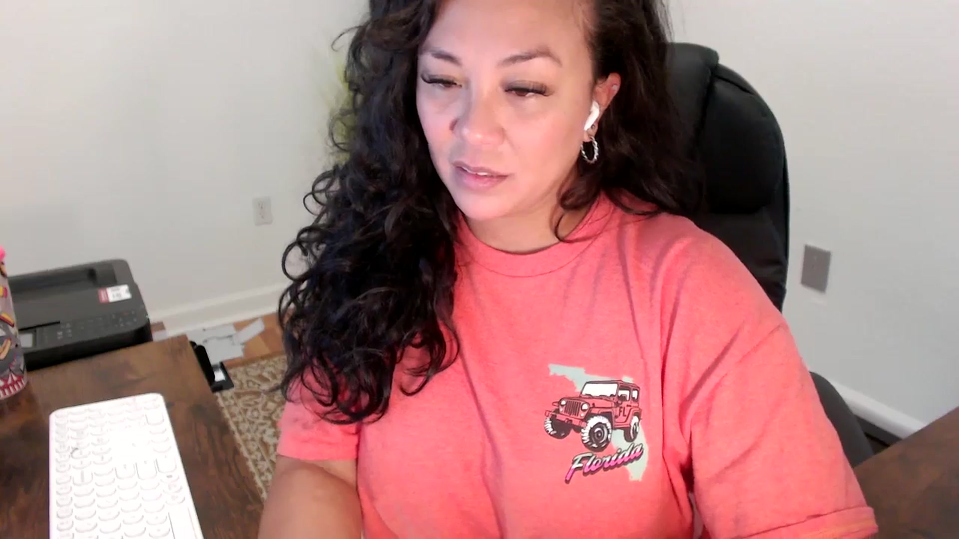 Gallery image thumbnail from MickaylaStar's myfreecams stream on, 09/15/2025, 19:06 image 20 of 20