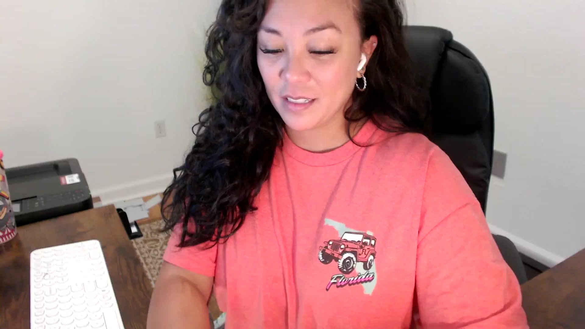 Gallery image thumbnail from MickaylaStar's myfreecams stream on, 09/15/2025, 19:06 image 12 of 20