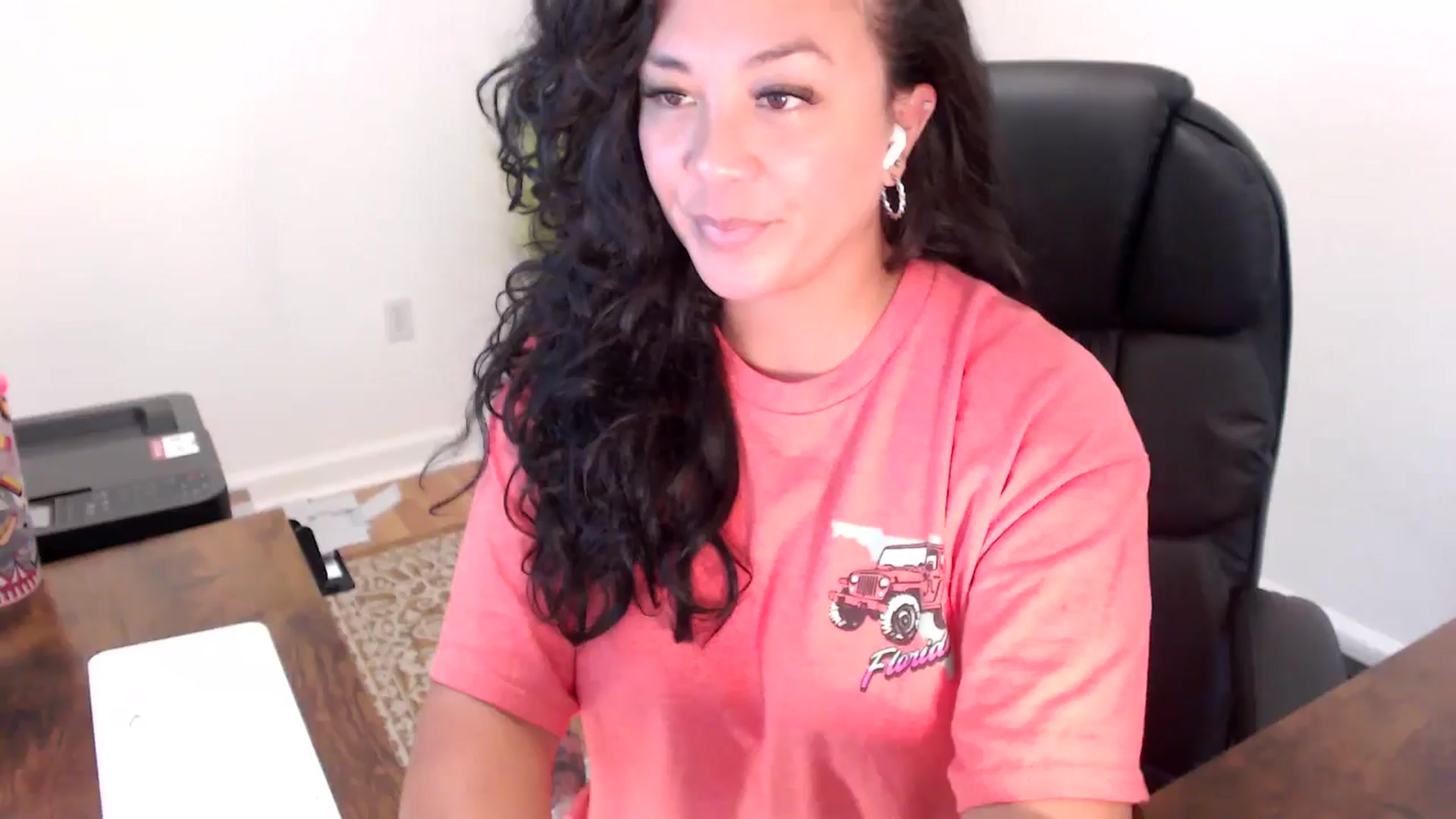 Gallery image thumbnail from MickaylaStar's myfreecams stream on, 09/15/2025, 19:37 image 10 of 20