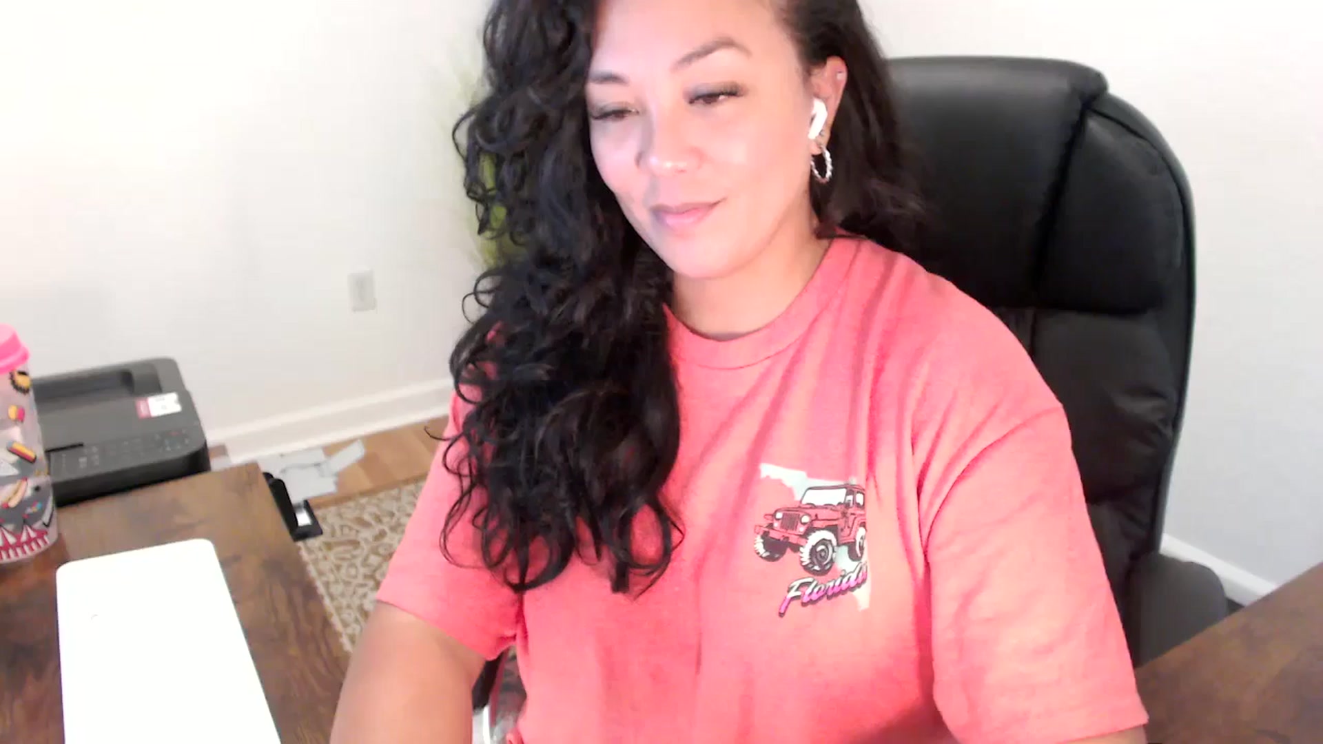 Gallery image thumbnail from MickaylaStar's myfreecams stream on, 09/15/2025, 19:37 image 15 of 20