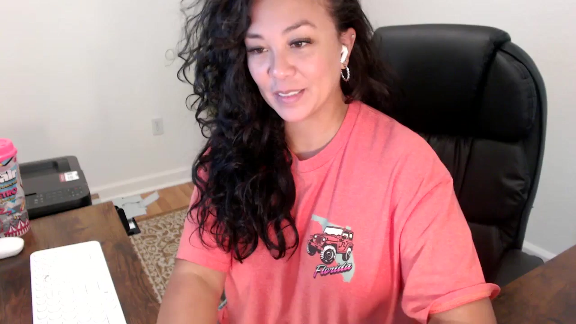 Gallery image thumbnail from MickaylaStar's myfreecams stream on, 09/15/2025, 20:01 image 17 of 20
