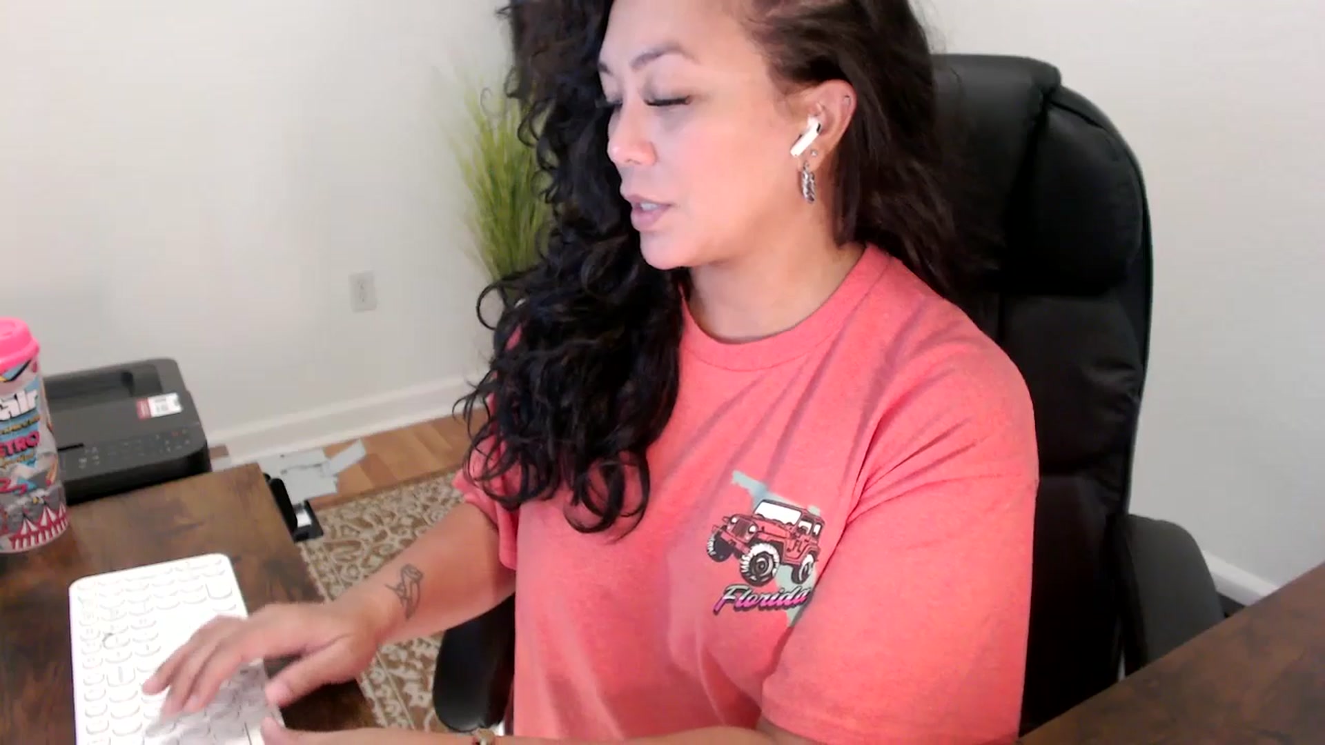 Gallery image thumbnail from MickaylaStar's myfreecams stream on, 09/15/2025, 20:01 image 14 of 20