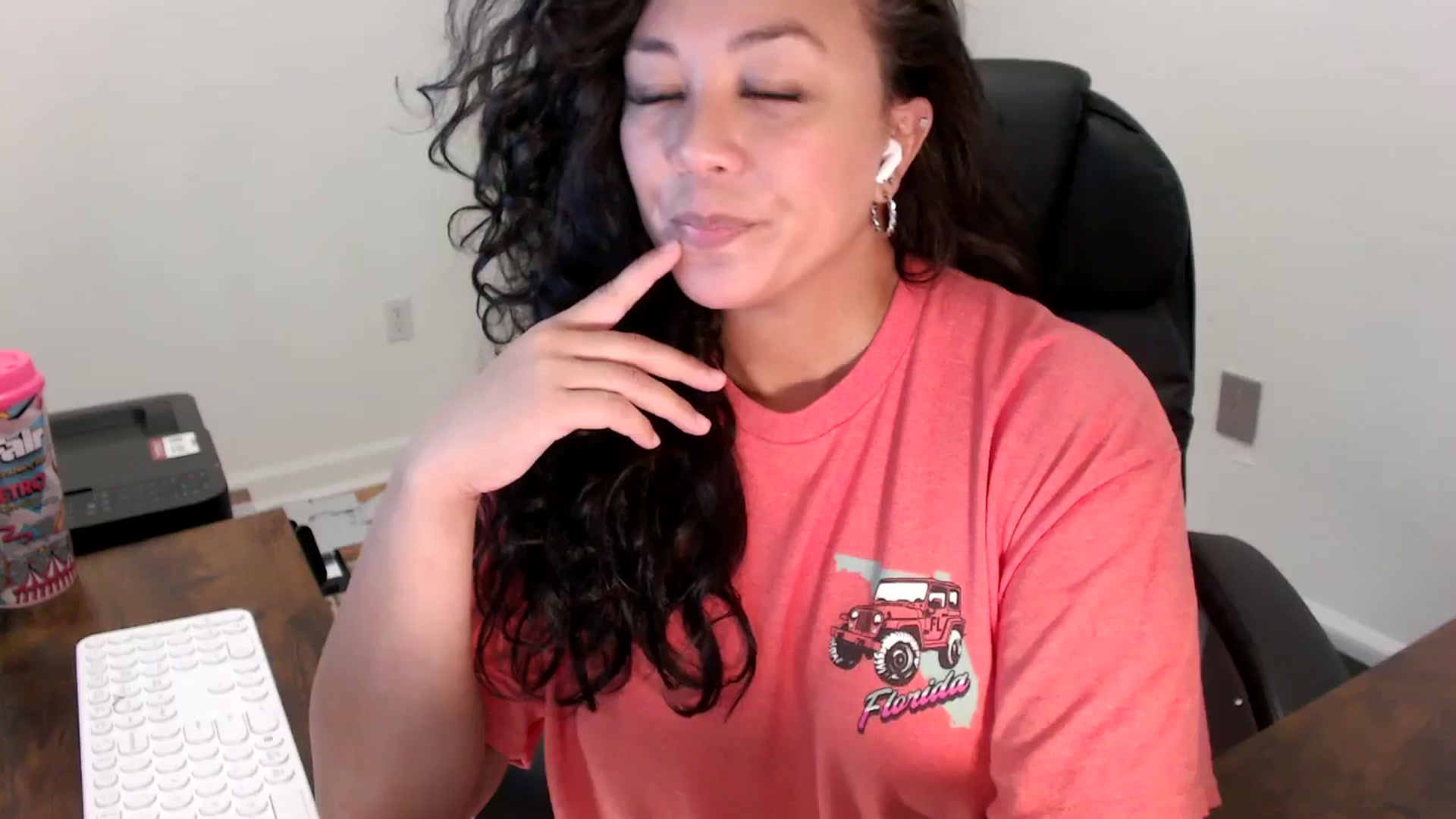 Gallery image thumbnail from MickaylaStar's myfreecams stream on, 09/15/2025, 20:01 image 13 of 20
