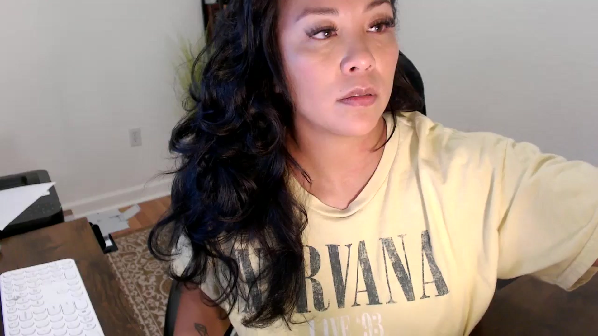 Gallery image thumbnail from MickaylaStar's myfreecams stream on, 09/16/2025, 16:17 image 17 of 20