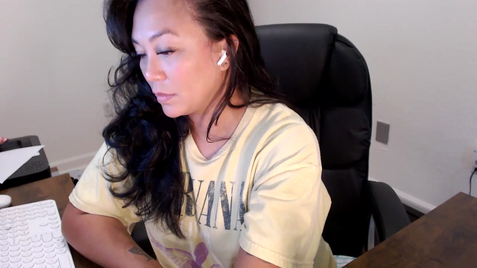 Gallery image thumbnail from MickaylaStar's myfreecams stream on, 09/16/2025, 17:06 image 2 of 20
