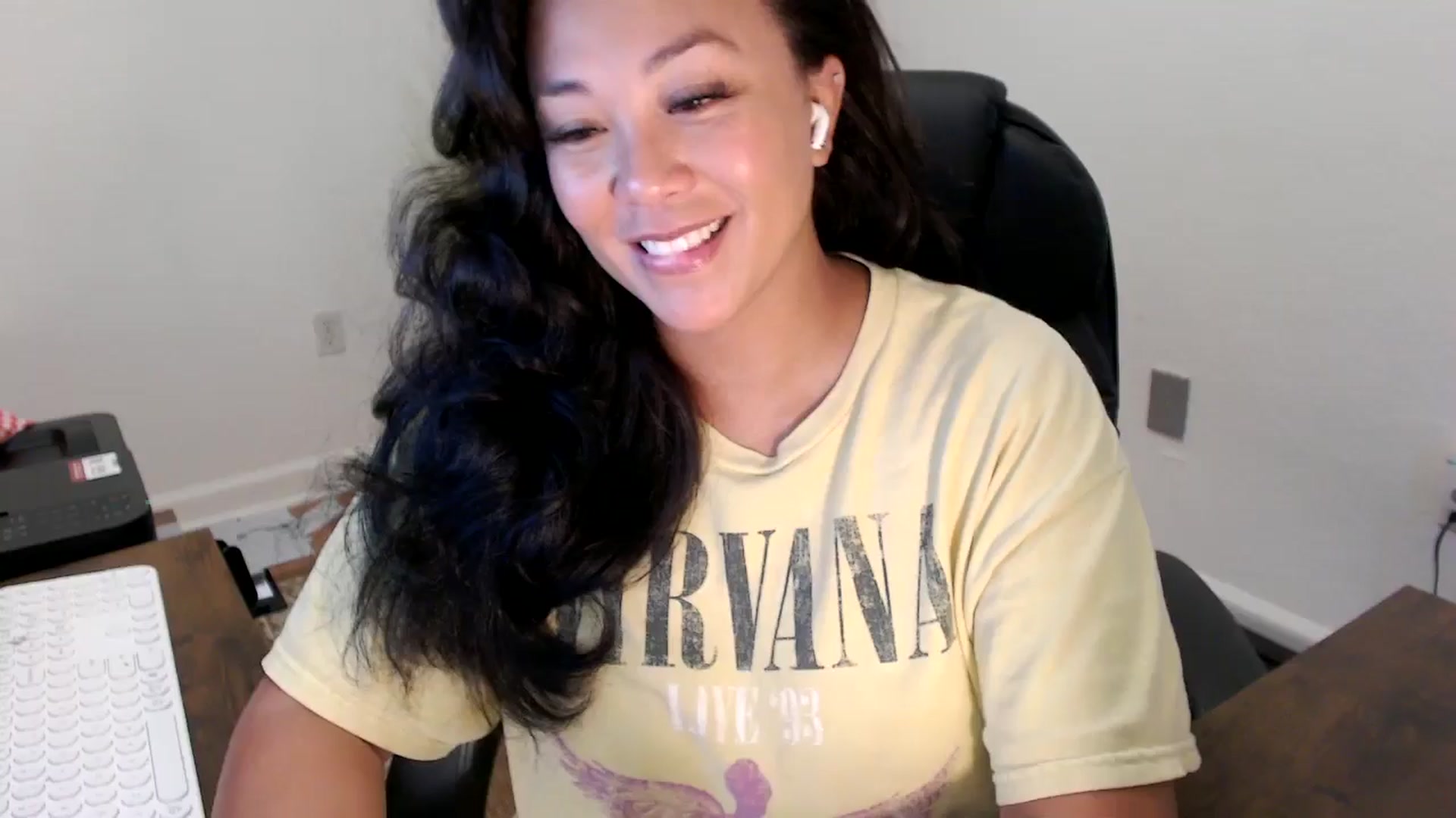 Gallery image thumbnail from MickaylaStar's myfreecams stream on, 09/16/2025, 18:05 image 19 of 20